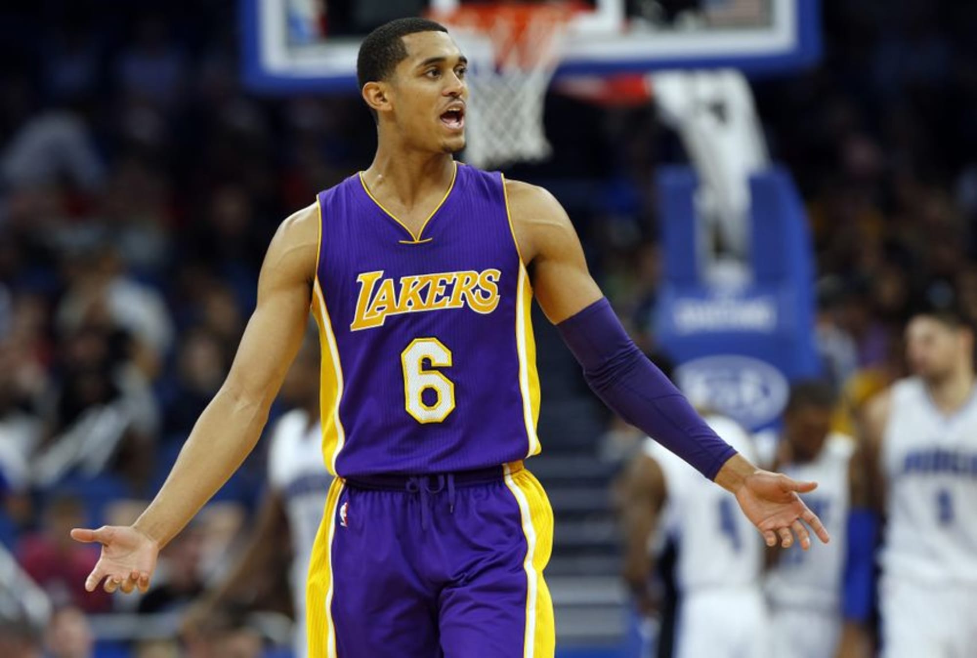 Los Angeles Lakers: Jordan Clarkson's effectiveness in fewer minutes