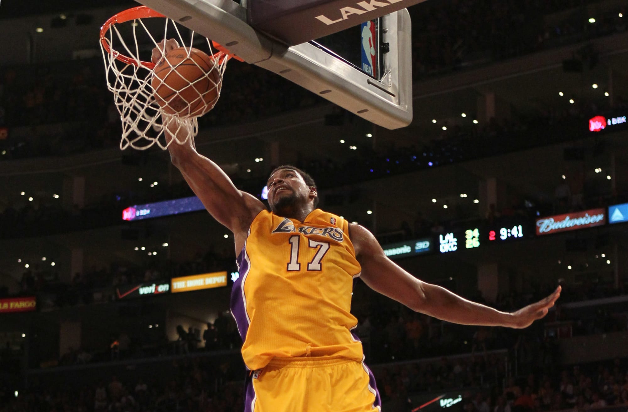 Lakers Rumors Andrew Bynum Works Out At Practice Facility