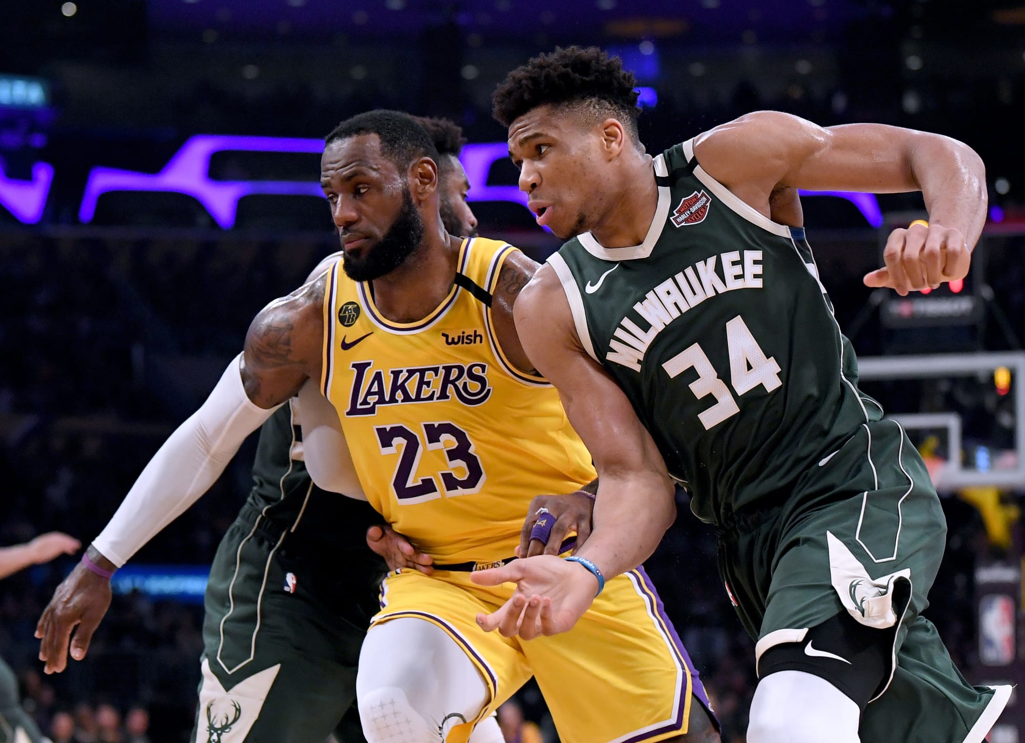 Los Angeles Lakers 3 Things Needed To Catch First Place Milwaukee Bucks