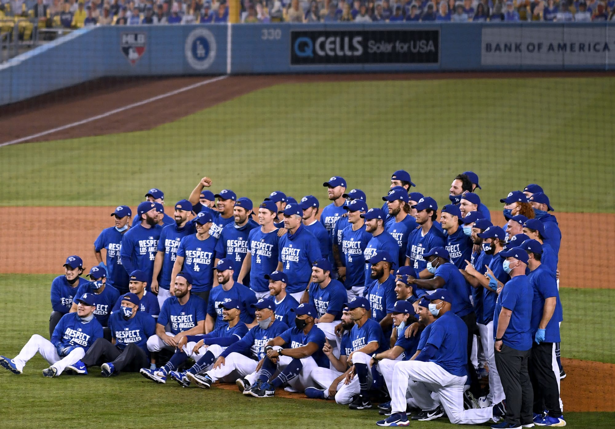 Los Angeles Dodgers on X: Here's the Dodgers' 28-man roster for the Wild  Card Series: #LATogether