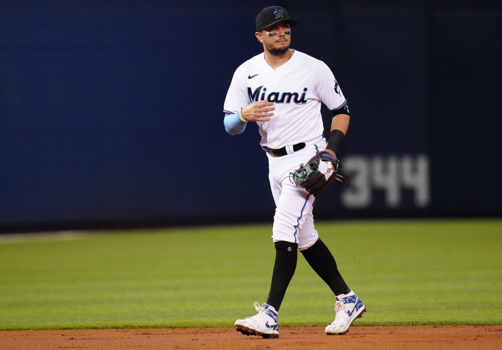 Who plays SS for the Miami Marlins in 2023?