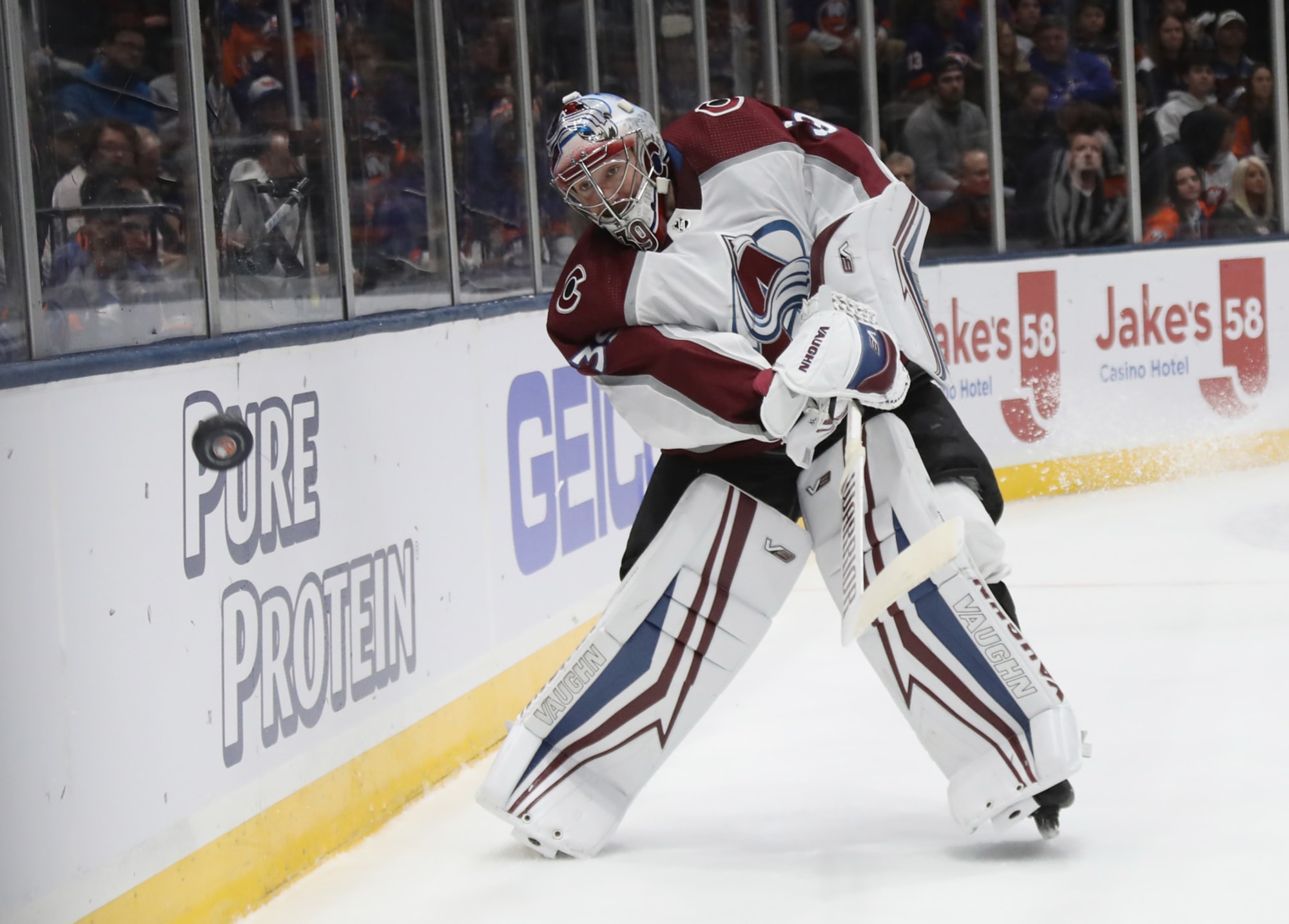 Avalanche Review Game 47: The One Where Pavel Francouz Plays Like A Backup