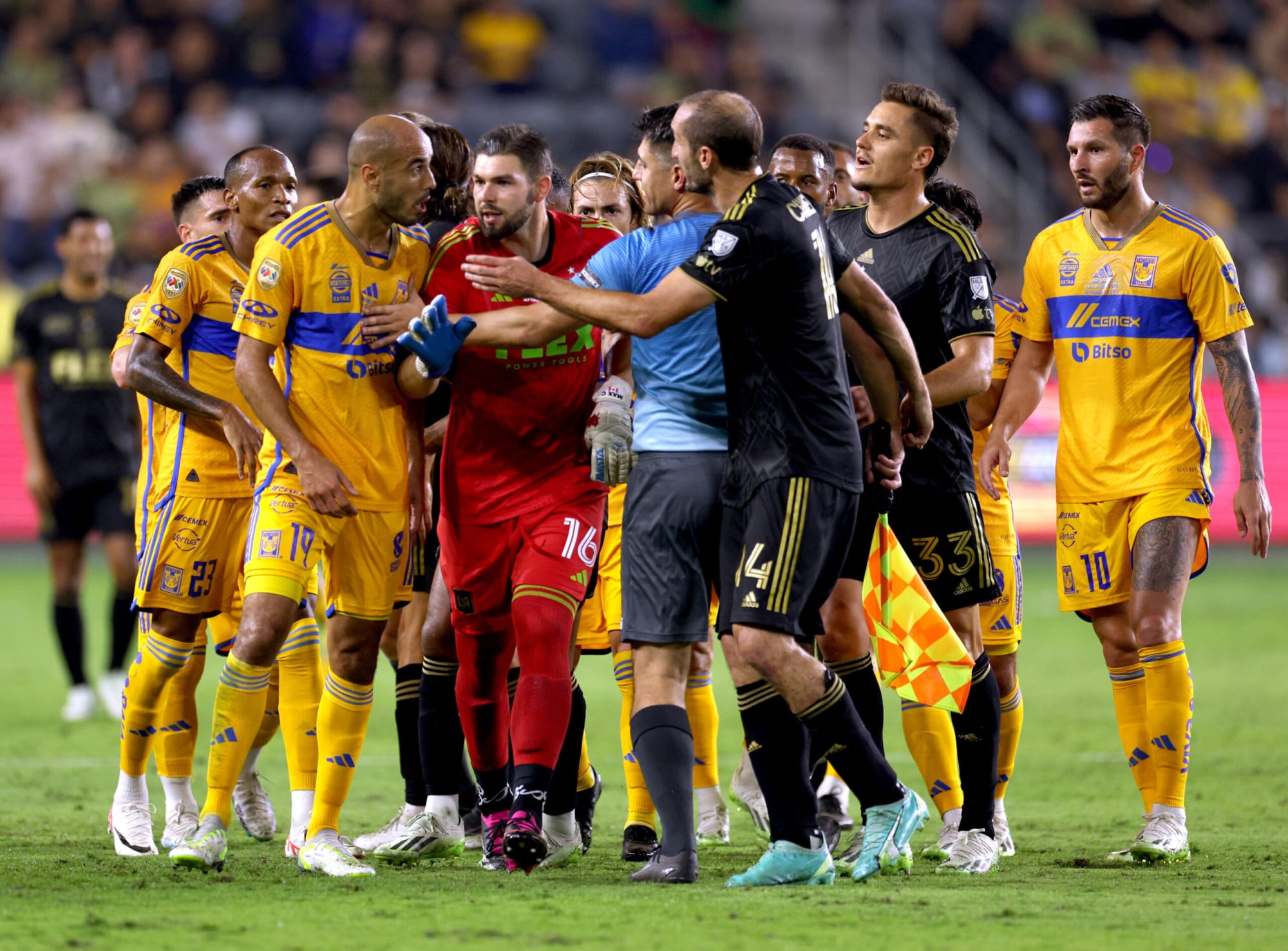 Tigres UANL Defeats LAFC in Penalty Shootout to Clinch Campeones Cup: A Game Marred by Controversies