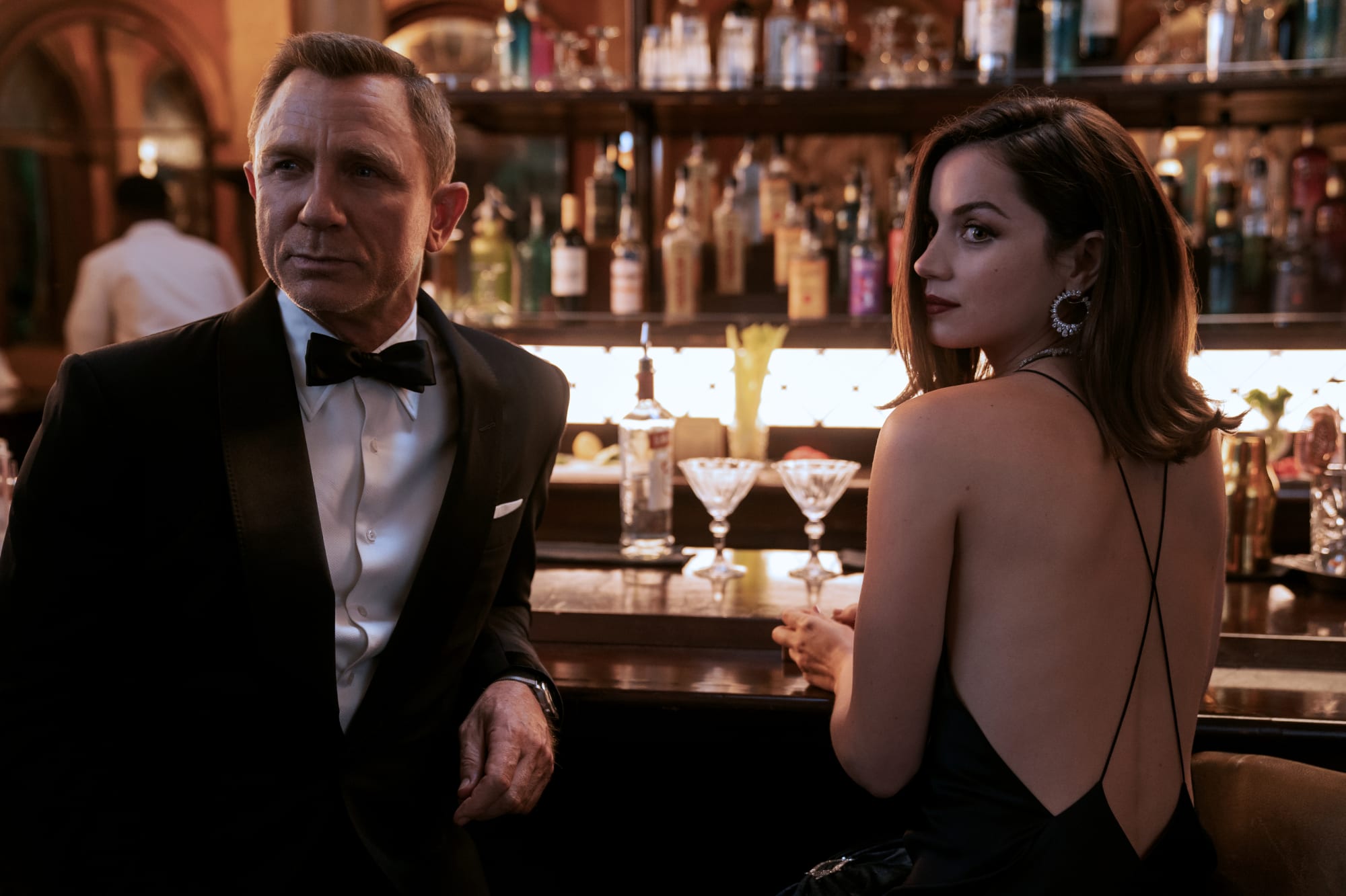 Are the James Bond movies on Netflix? Where you can watch the James Bond  movies