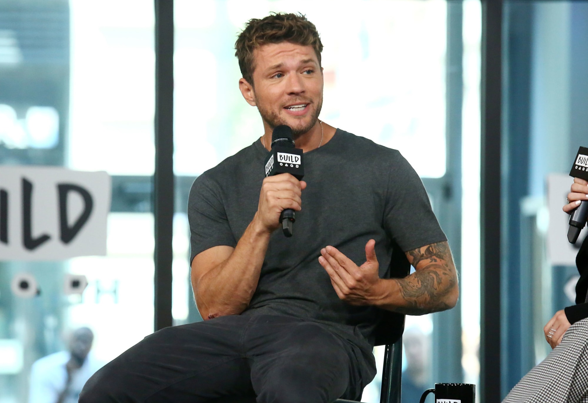 What is The 2nd on Netflix starring Ryan Phillippe about?