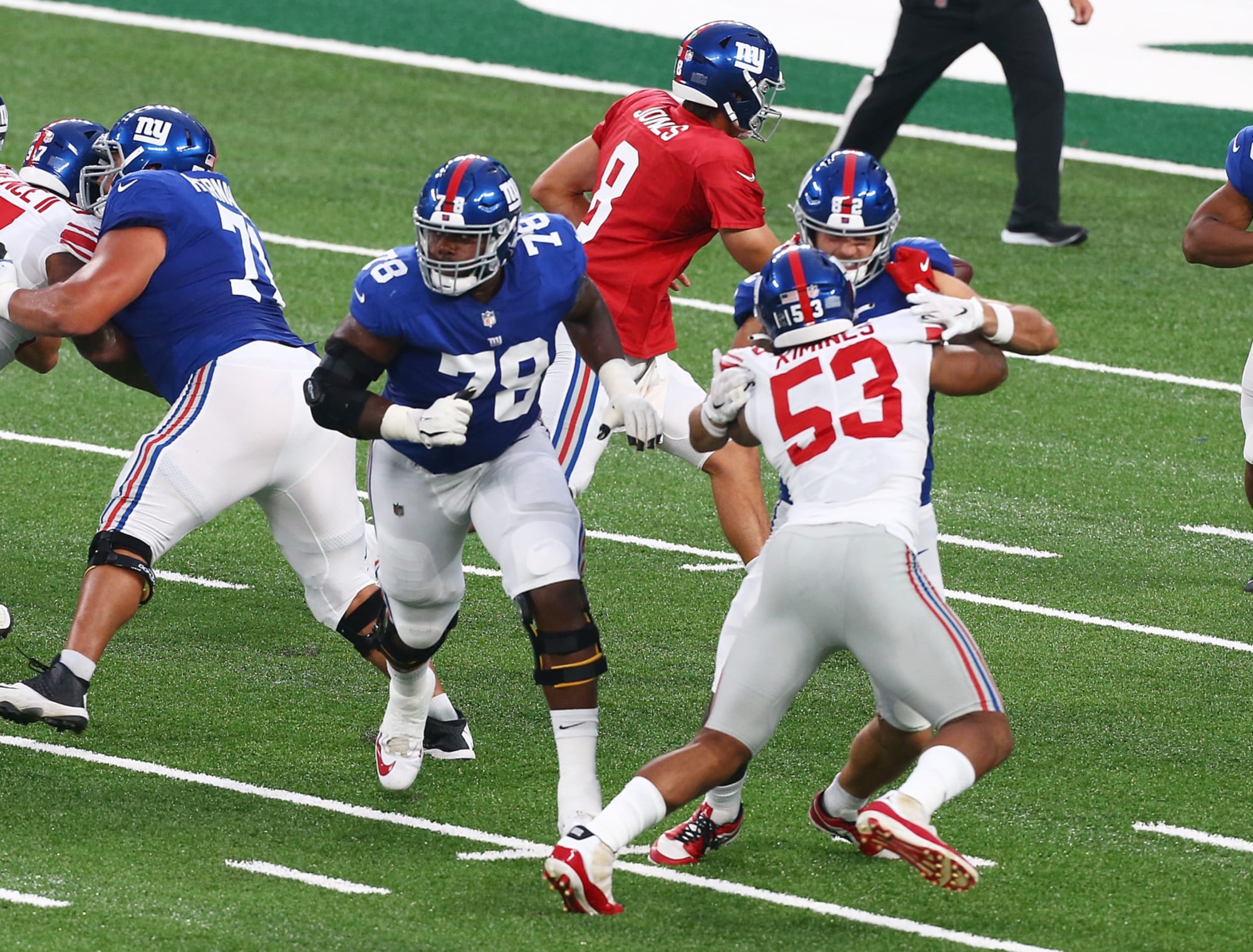 New York Giants lock in left tackle Andrew Thomas with long-term extension