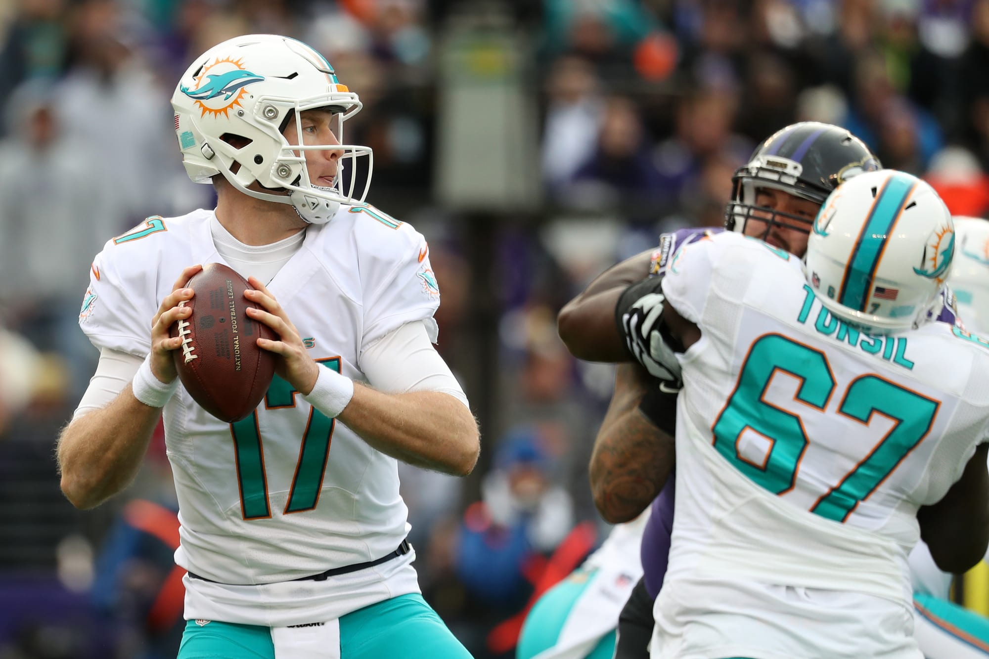 Laremy Tunsil looks bad in Miami Dolphins dress rehearsal