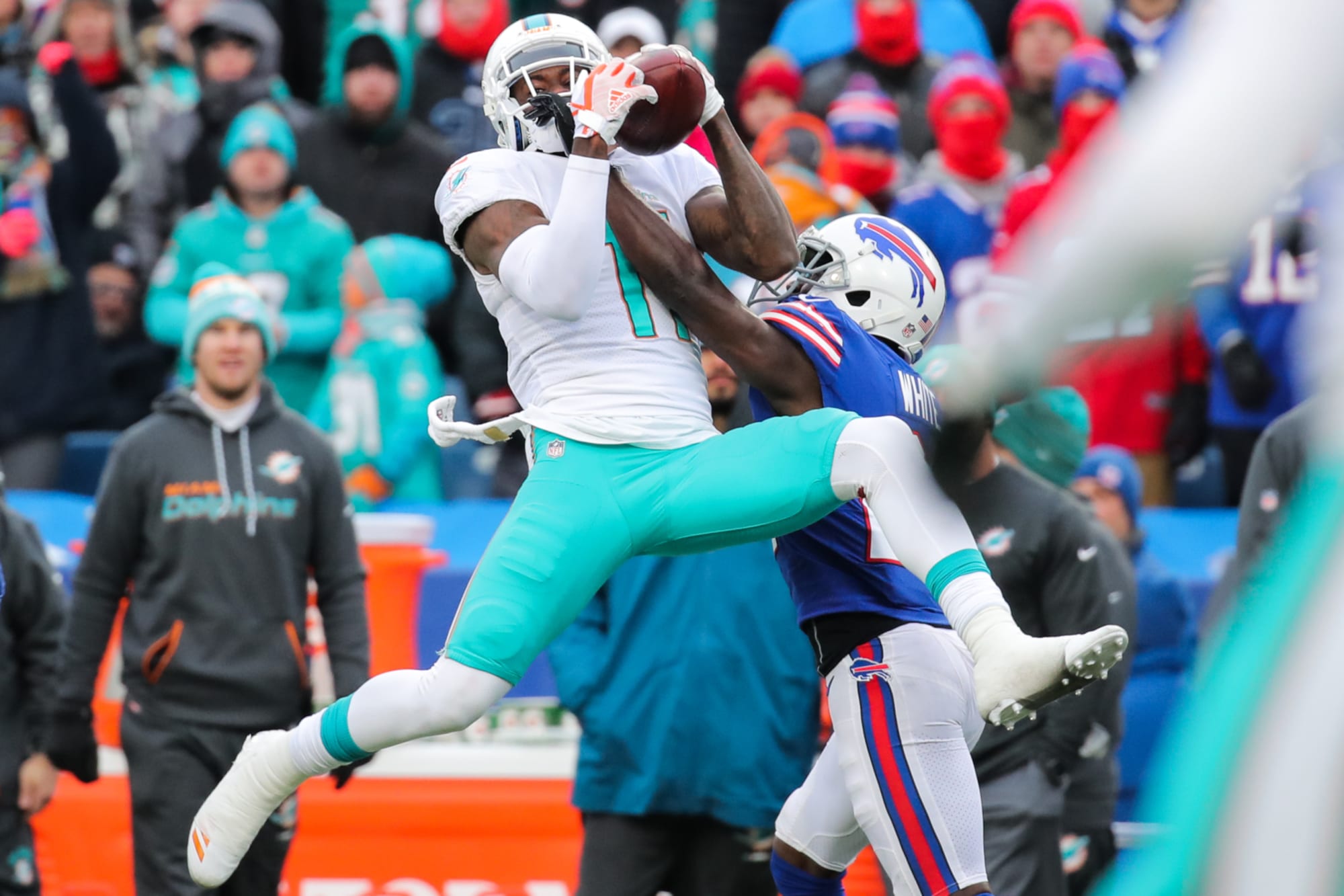 Miami Dolphins: Early 2018 starting lineup projections, offense