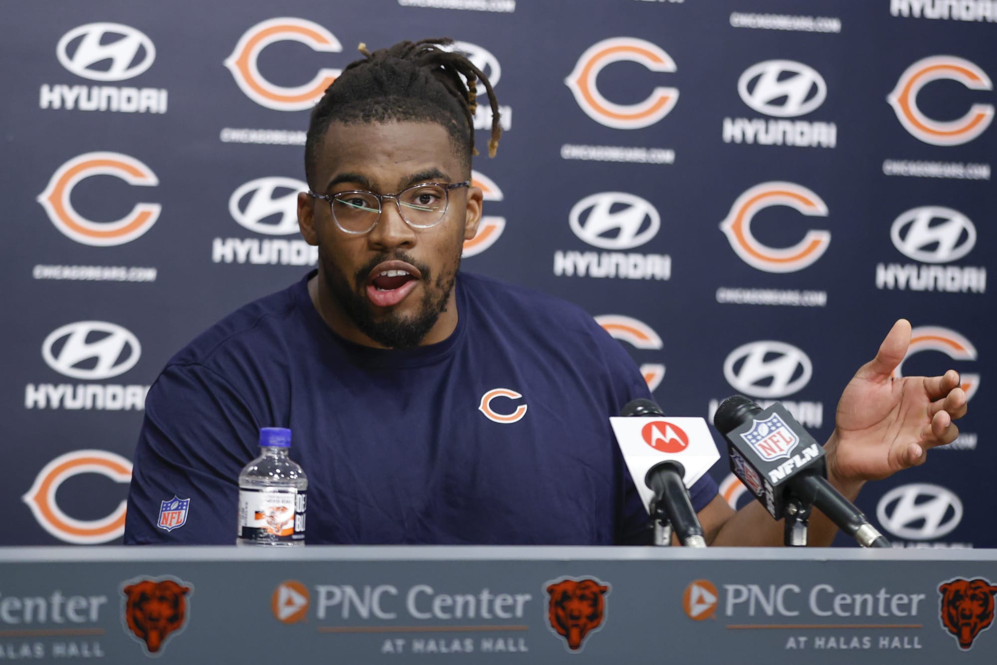 Chicago Bears: Braxton Jones ready to compete for starting job
