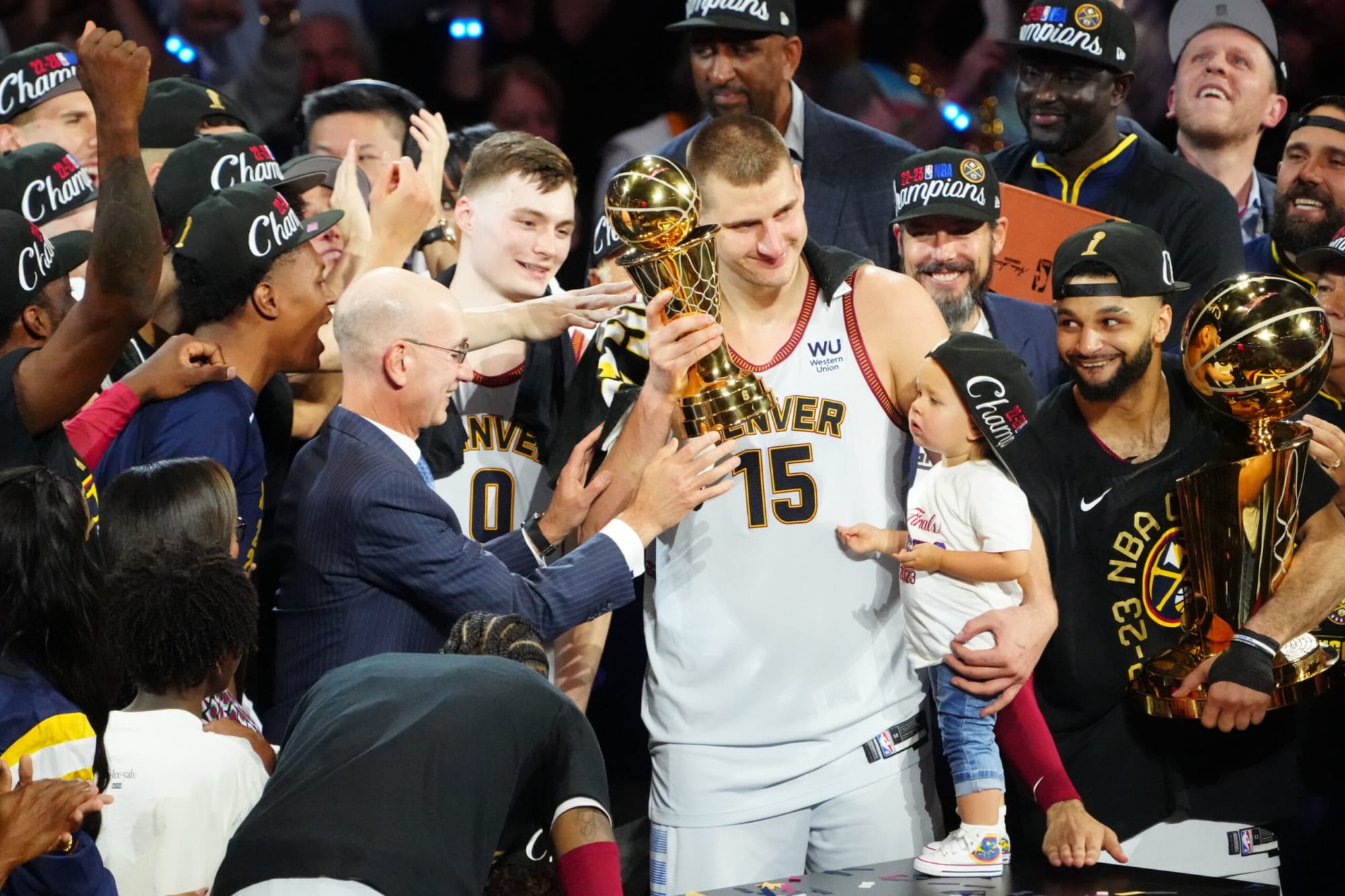 Golden State Warriors favored to win 2022, 2023 NBA titles, Betting