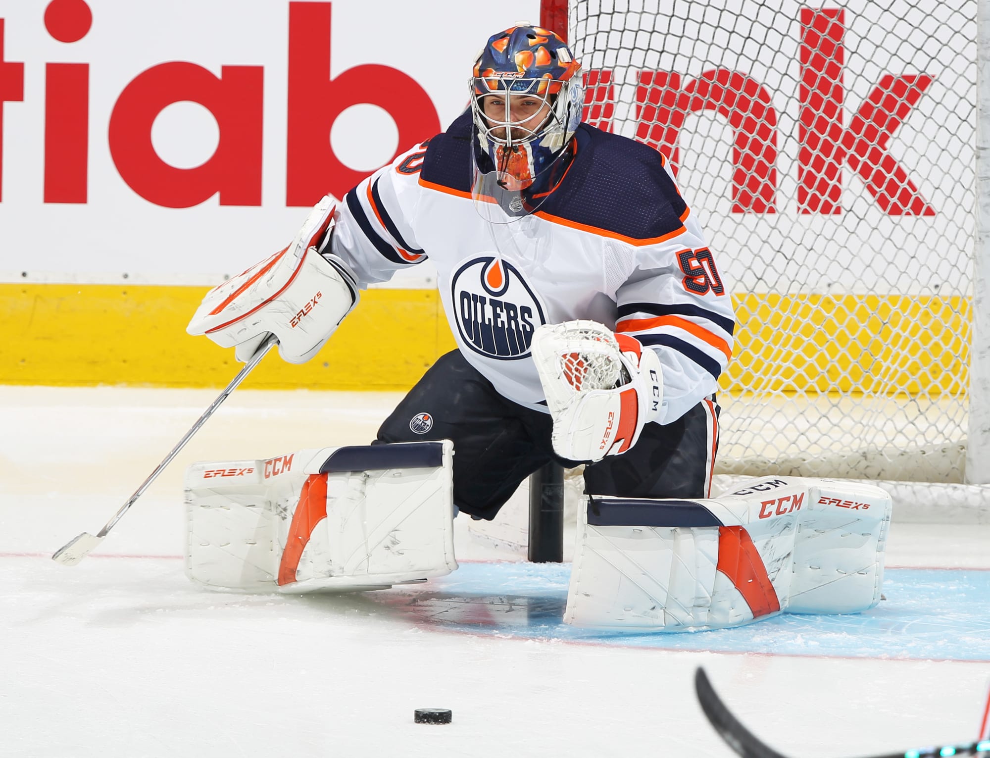 Stuart Skinner of the Edmonton Oilers looks o during a stoppage in News  Photo - Getty Images