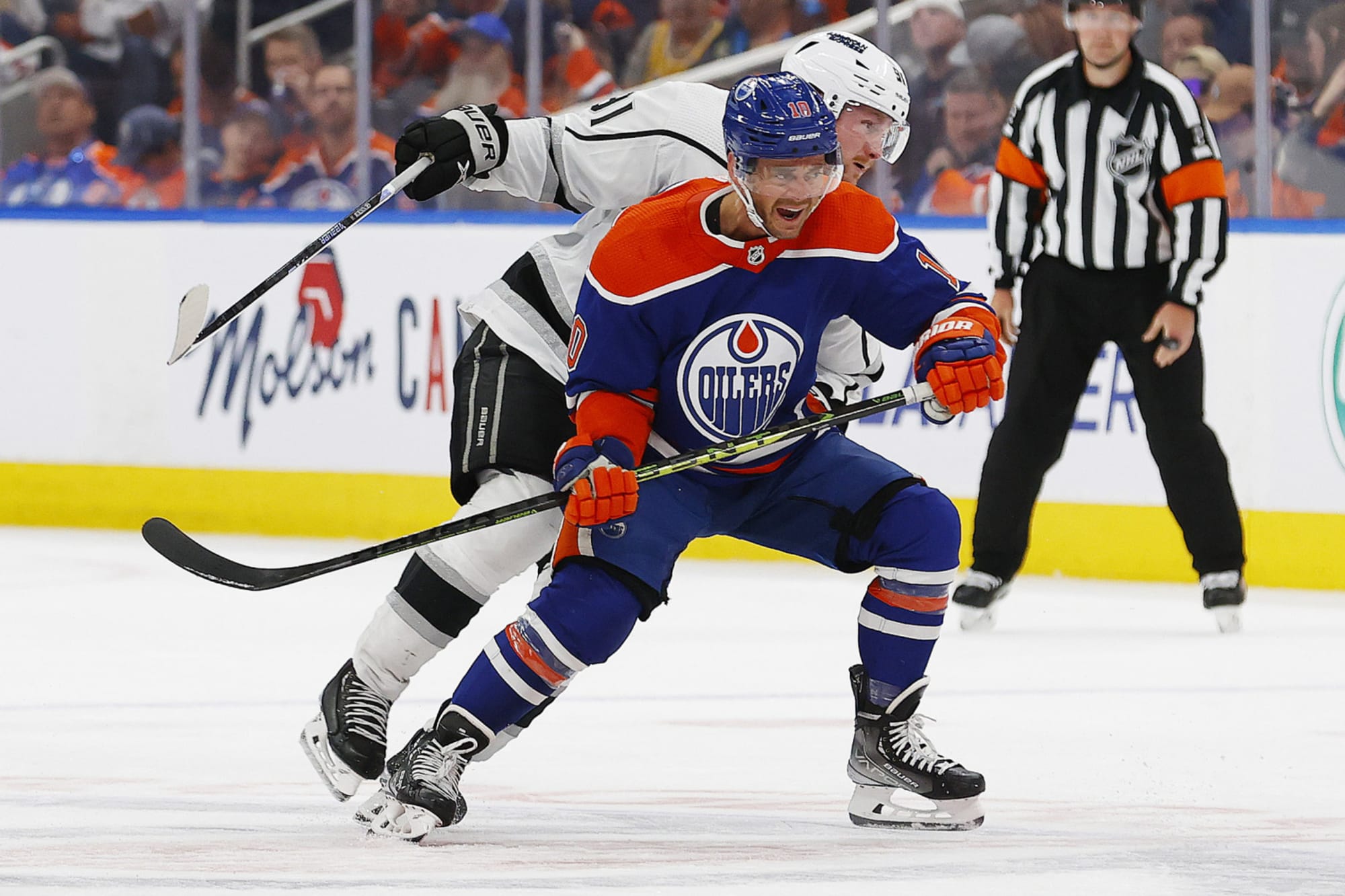 Oilers sign forward Derek Ryan to two-year contract extension