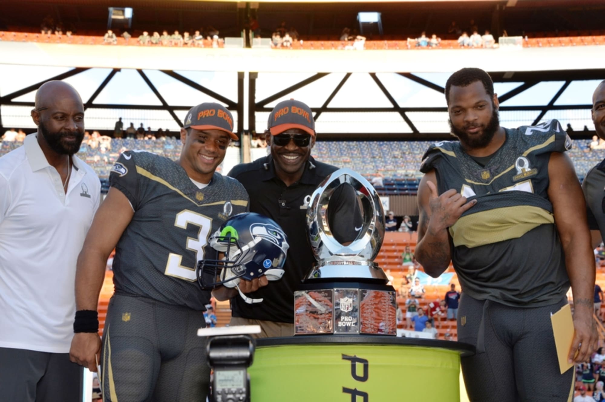 Russell Wilson: Stars at the Pro Bowl