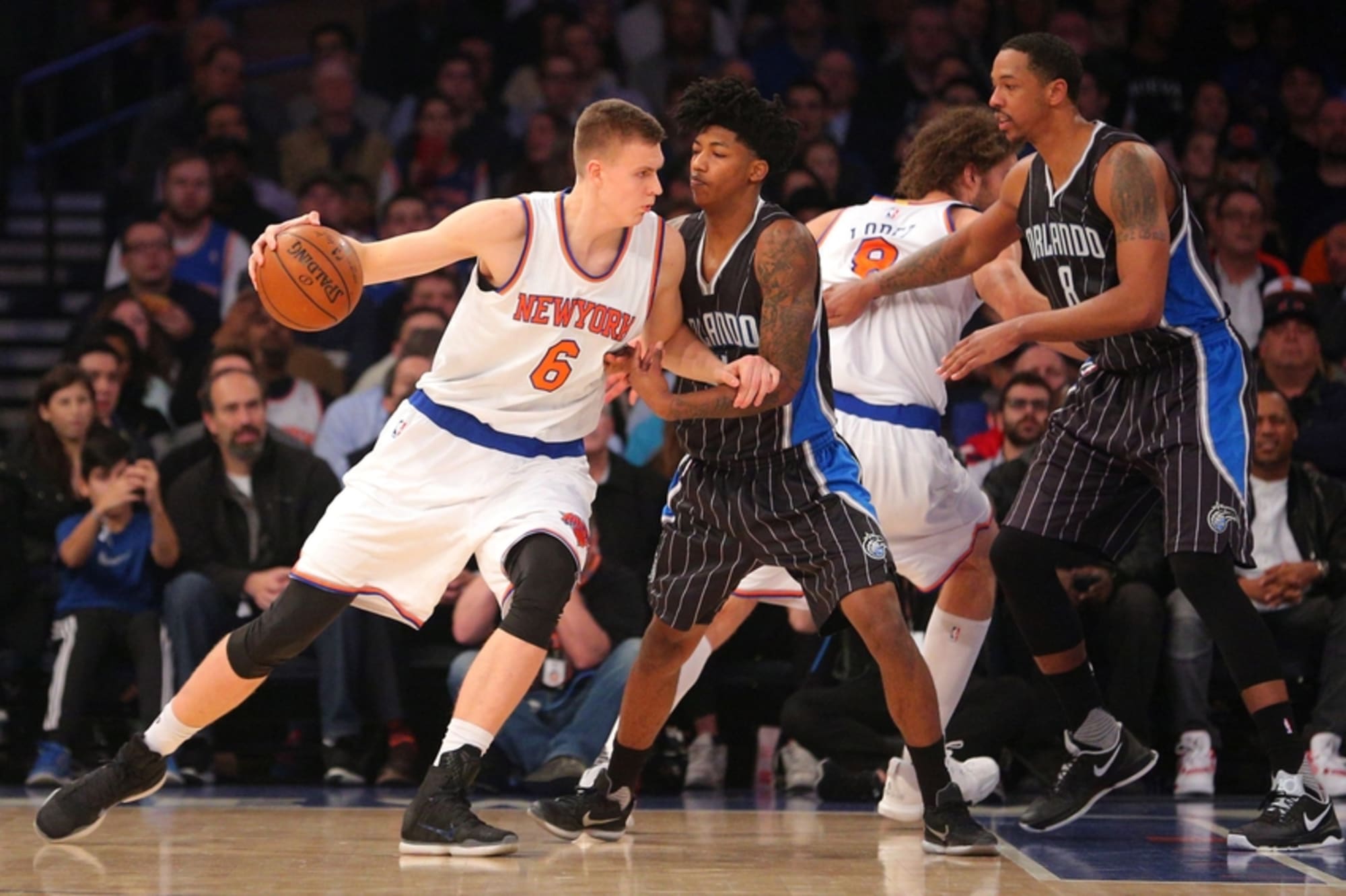 Without Porzingis, Knicks Fall to Magic - The New York Times
