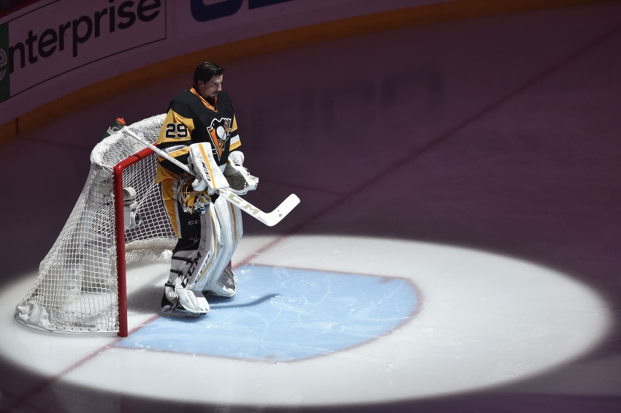 Penguins have tough time after Fleury makes first appearance in