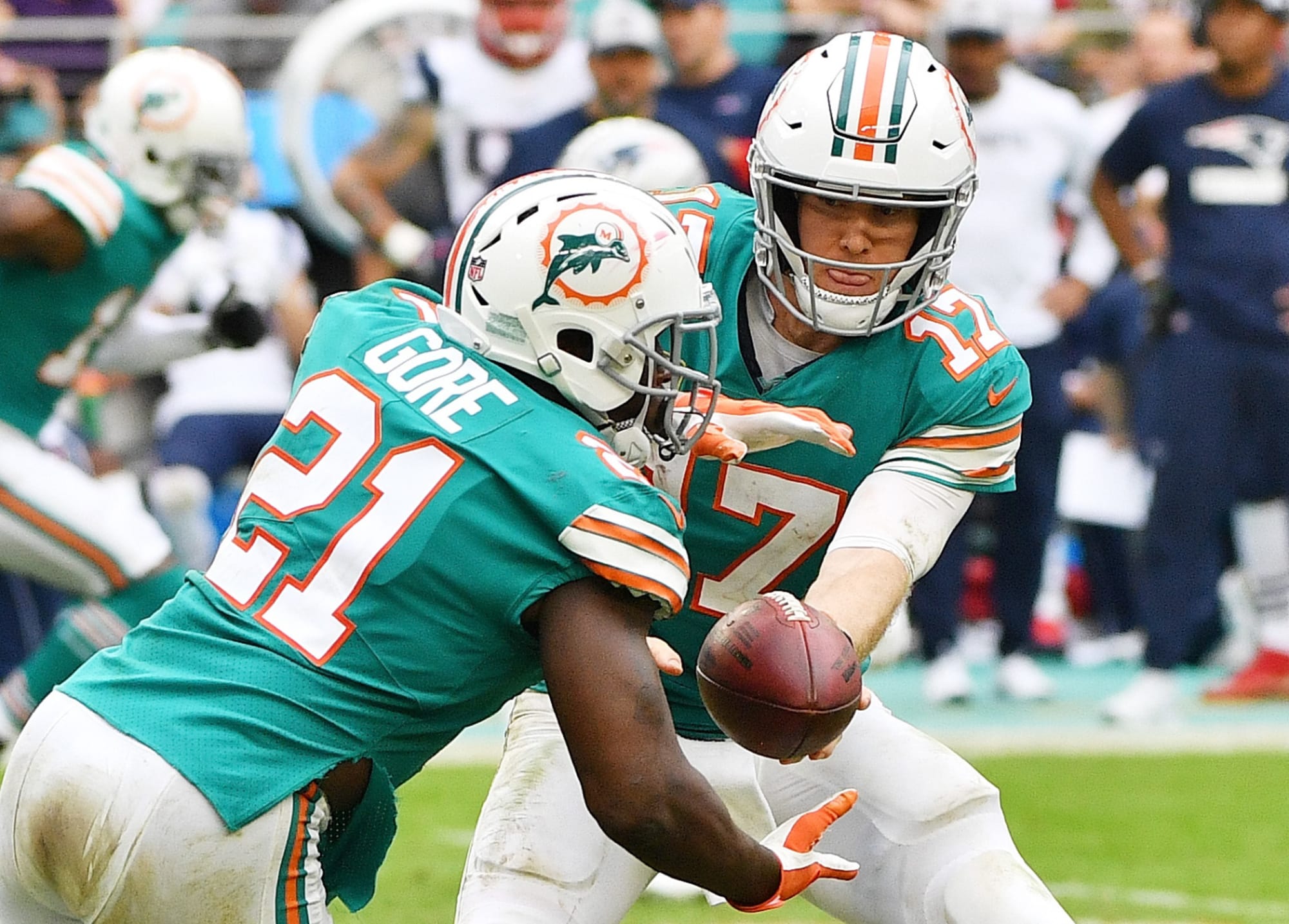 Miami Dolphins throwbacks Sunday unite 
