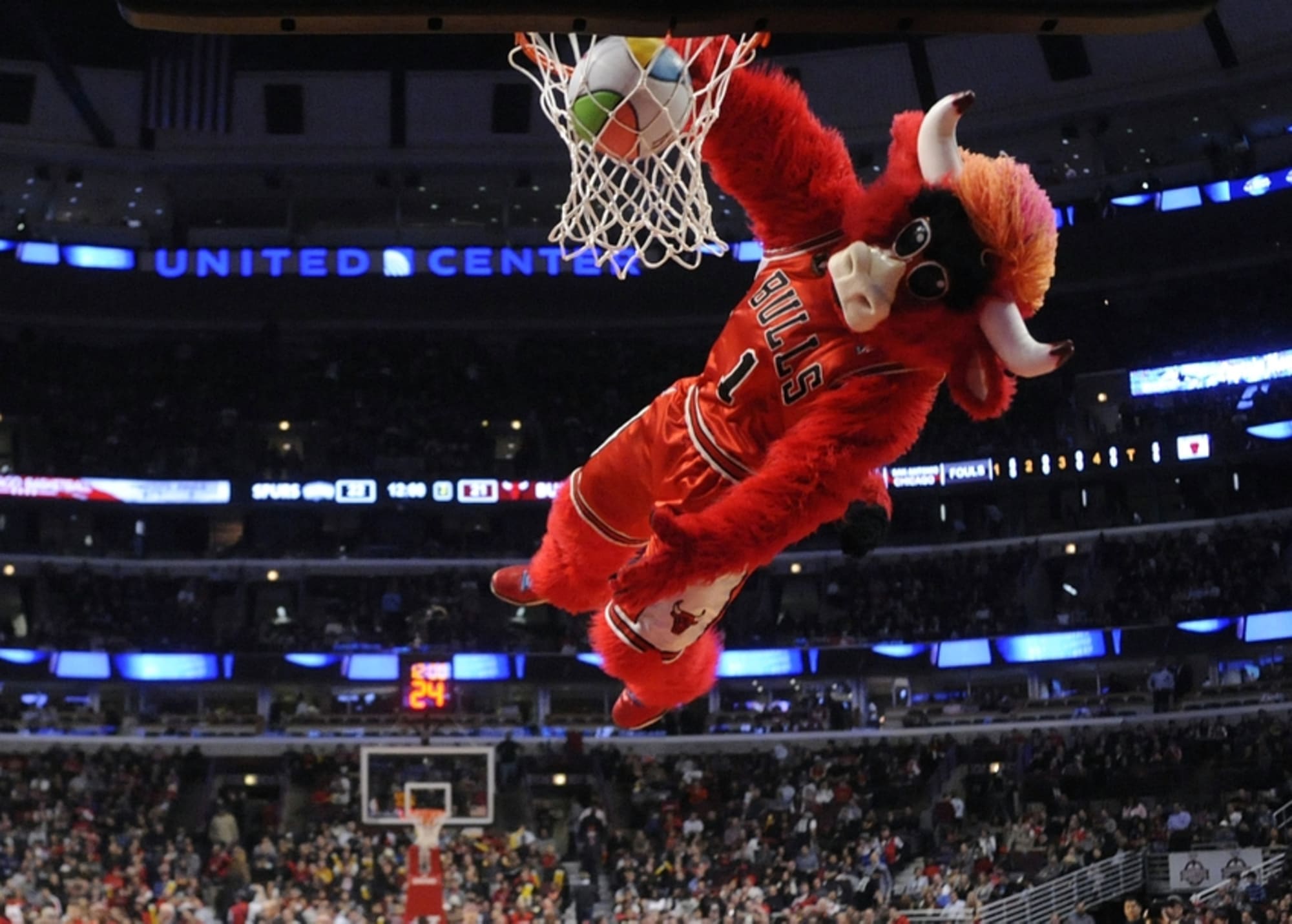 Chicago Bulls on X: Earlier today we celebrated @bennythebull's