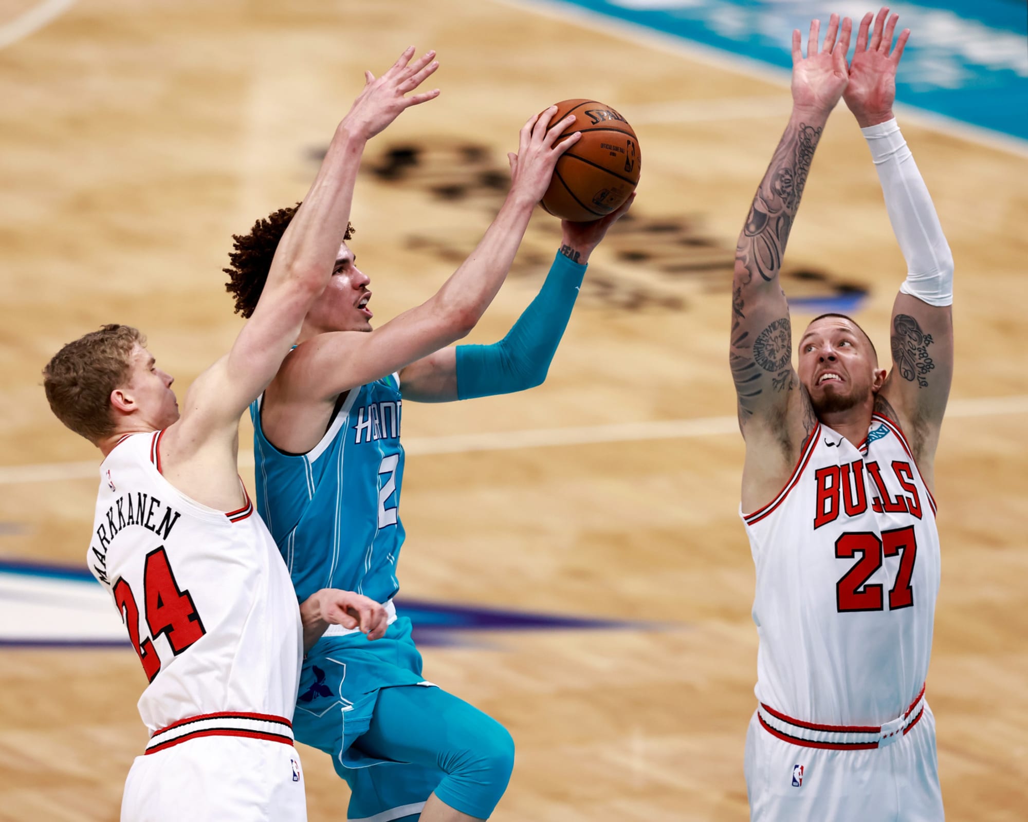 Should the Bulls Bring Back Daniel Theis? - On Tap Sports Net