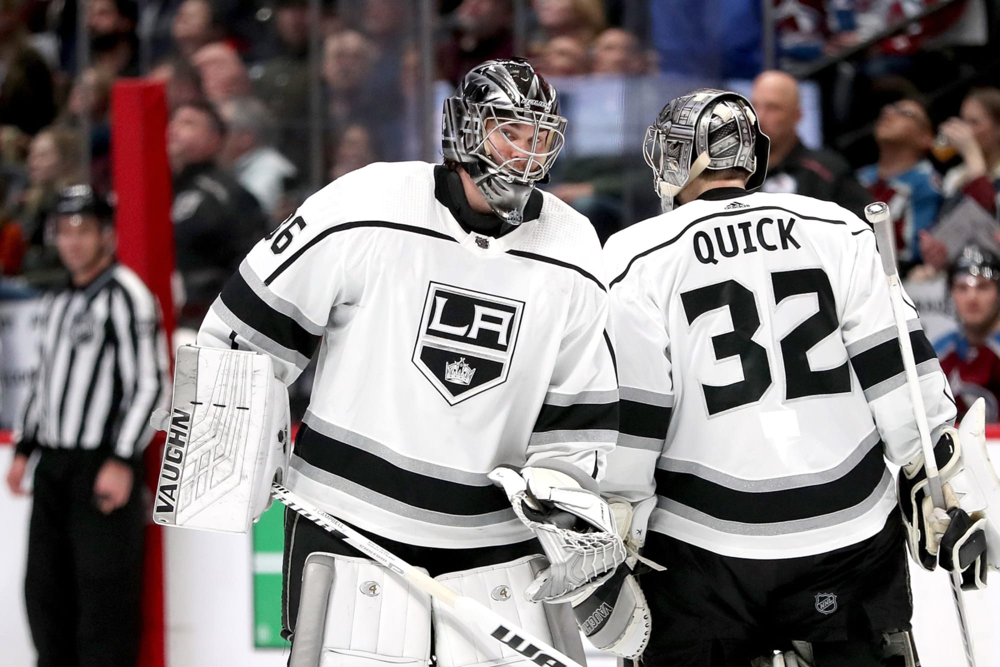 Goaltender Jonathan Quick of the Los Angeles Kings leads his News Photo  - Getty Images