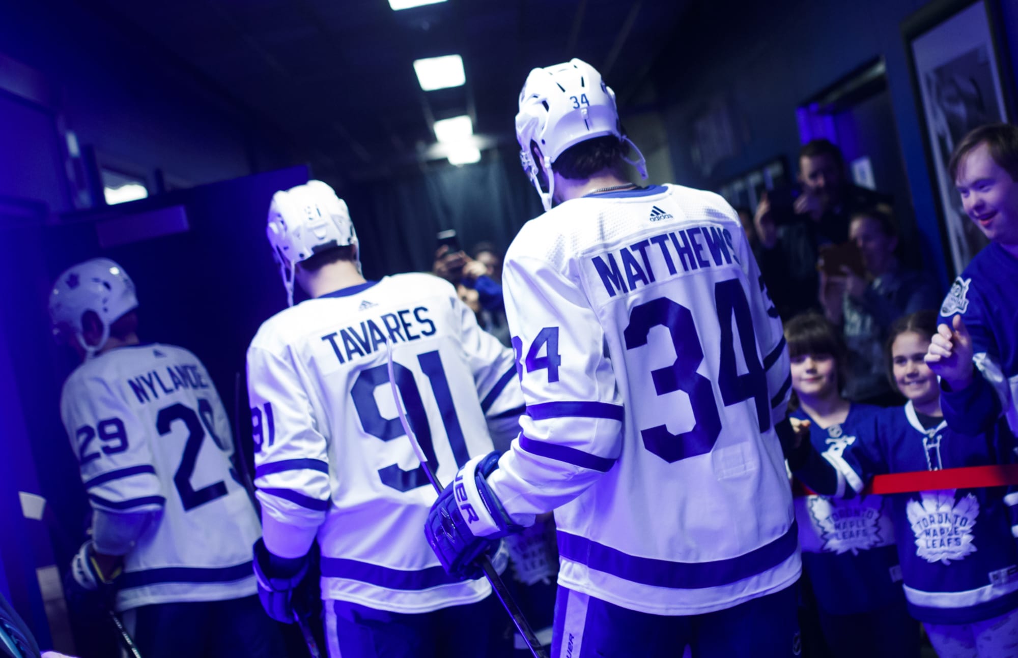 Toronto Maple Leafs Auston Matthews William Nylander Mitch Marner  signatures shirt