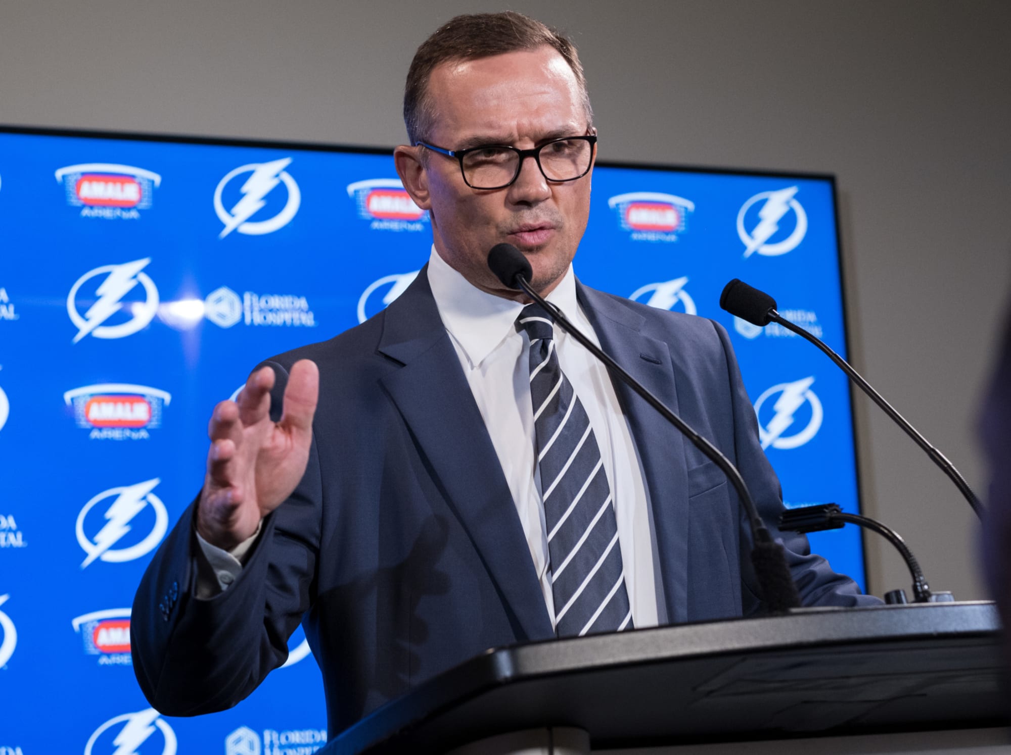 Steve Yzerman Did WHAT?!? Incredible Move Leads to Remarkable Goal #shorts  -  [Video] in 2023