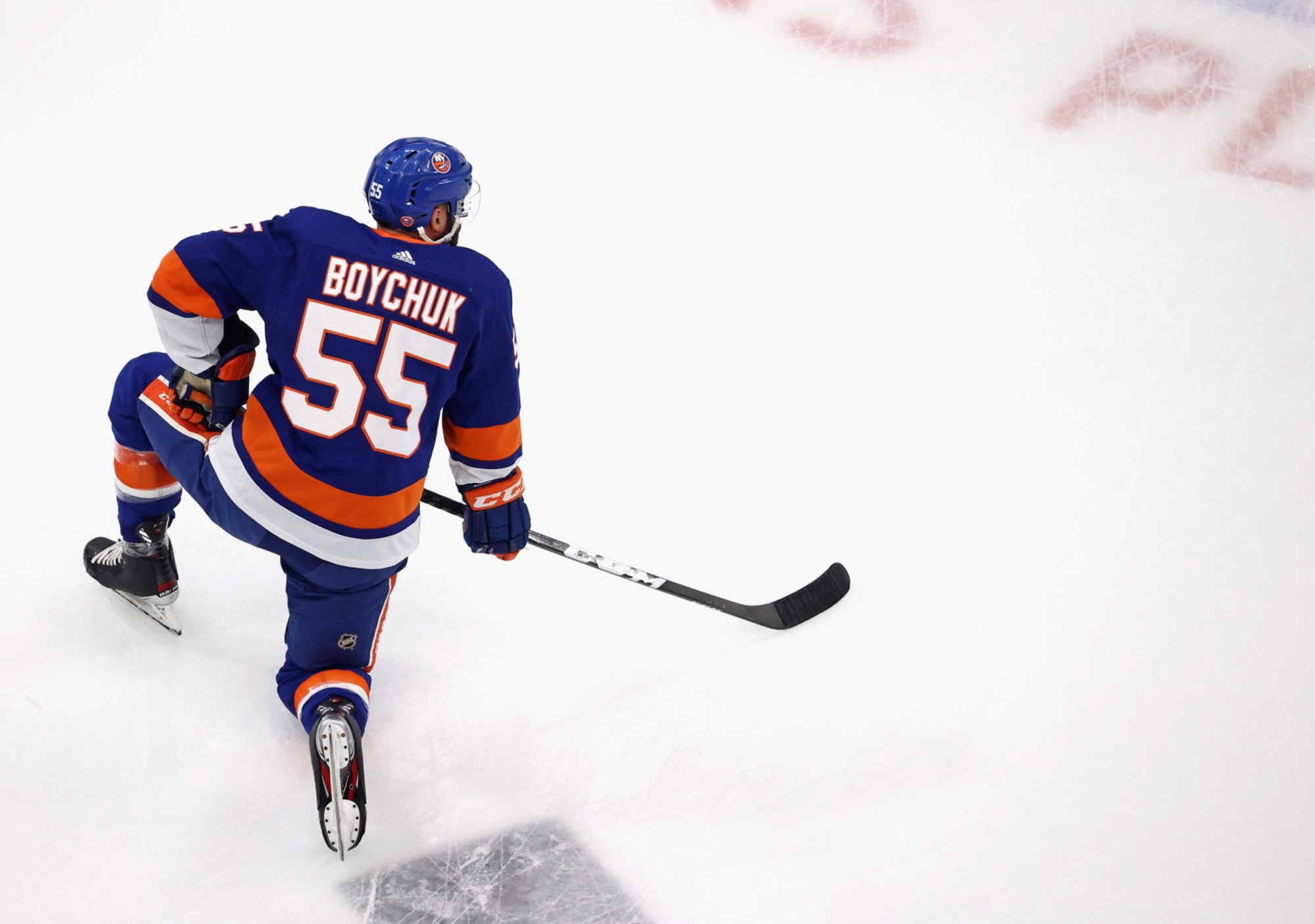 Islanders' Johnny Boychuk retires due to eye injury suffered last season