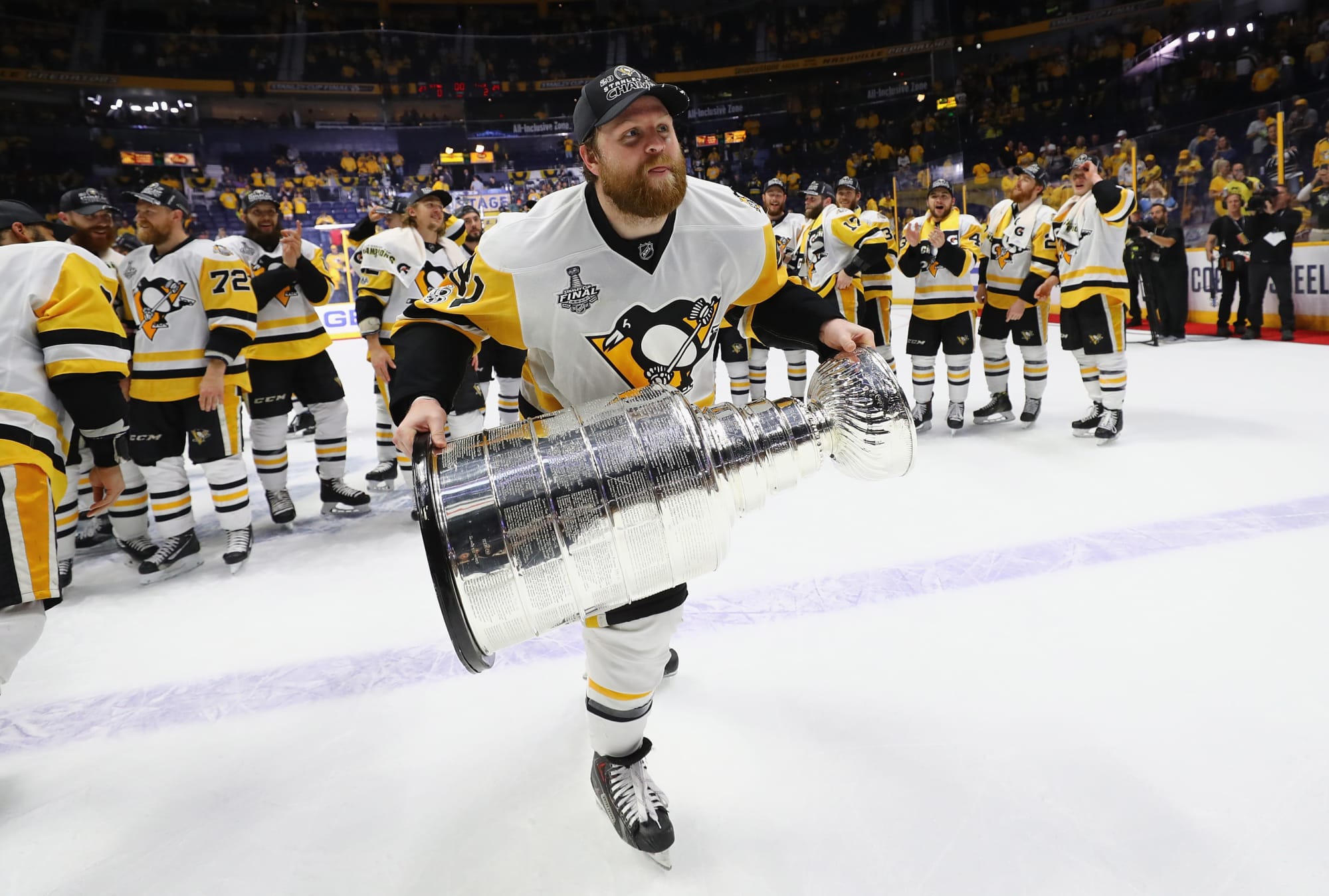 Kessel Comeback: Phil Kessel returns to Pittsburgh with 1st-place