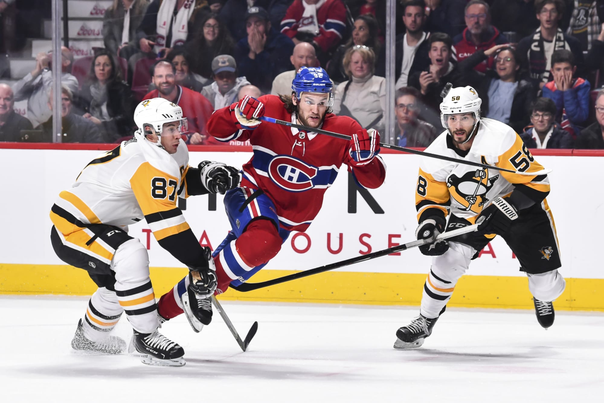 Kris Letang crashes Canadiens practice in Pittsburgh Penguins gear