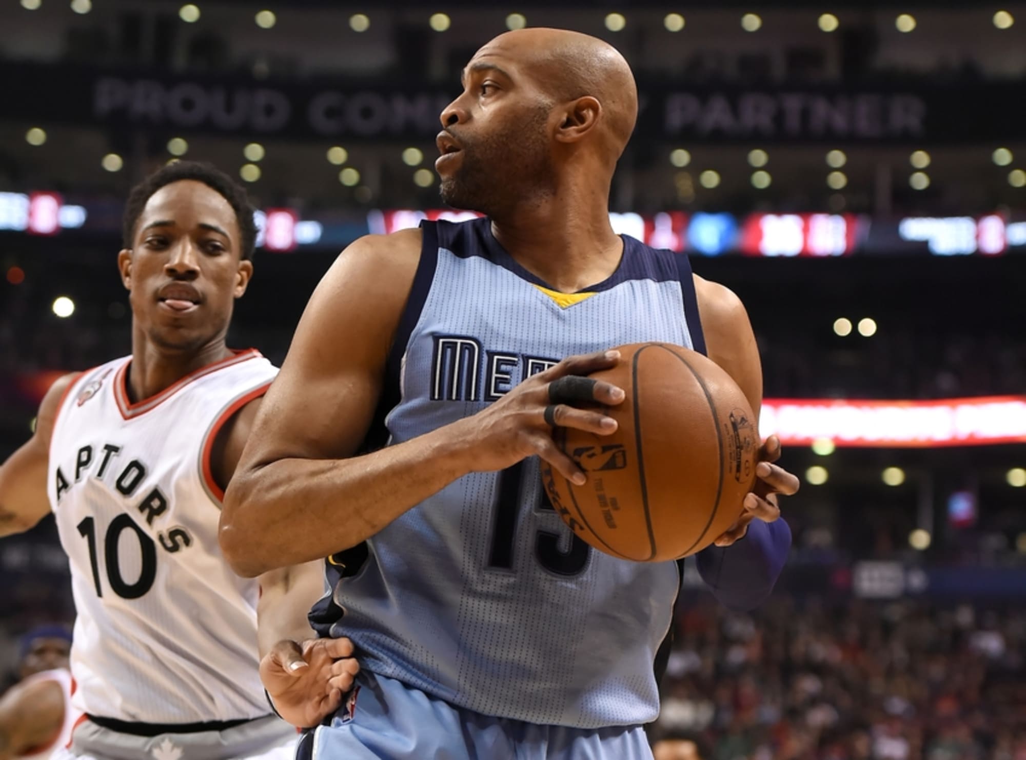 Memphis Grizzlies: Vince Carter Continues To Be Amazing