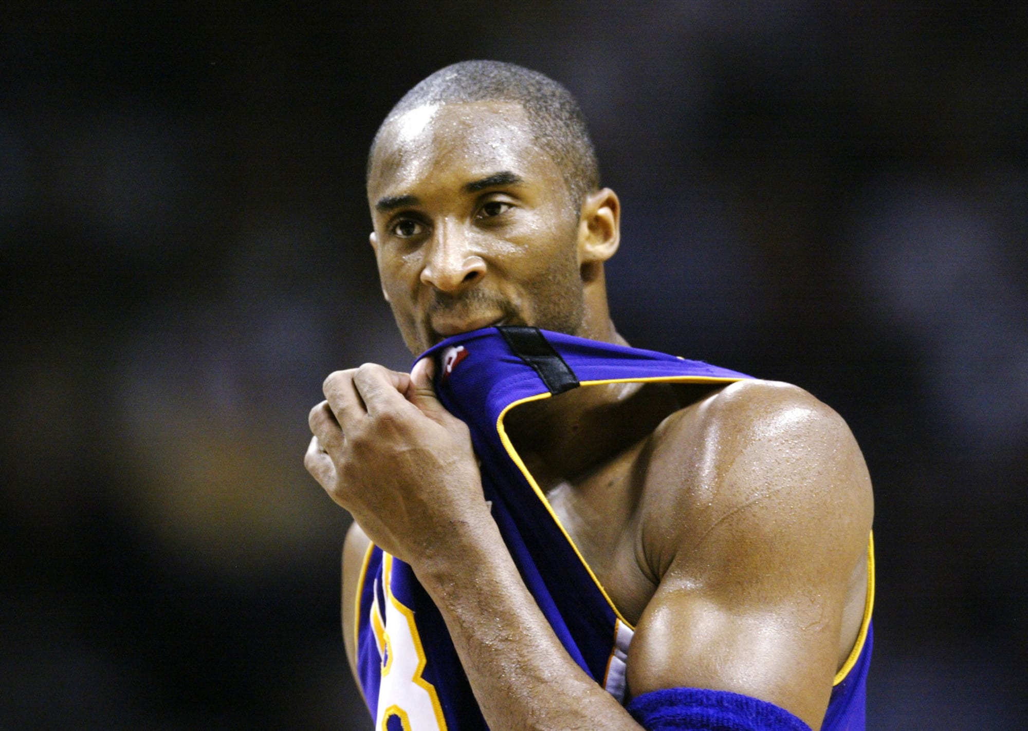 Kobe Bryant's 81-point game against the Raptors was fueled by pepperoni  pizza