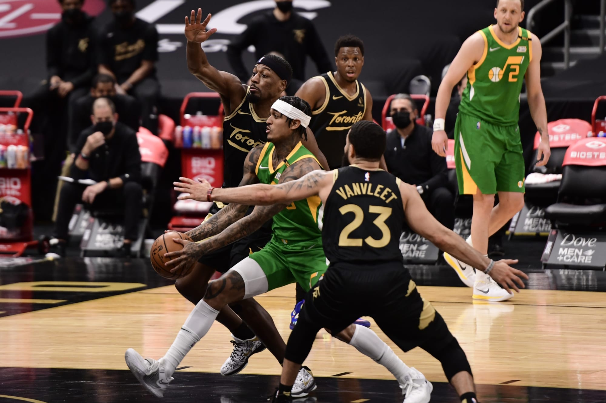 Pascal Siakam drops 35 as Toronto Raptors slay Utah Jazz and extend winning  streak to seven games, NBA News