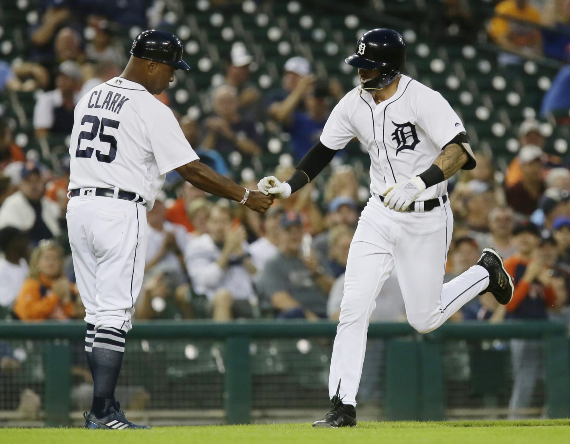 St. Louis Cardinals: Will Nicholas Castellanos be traded to the Cardinals?