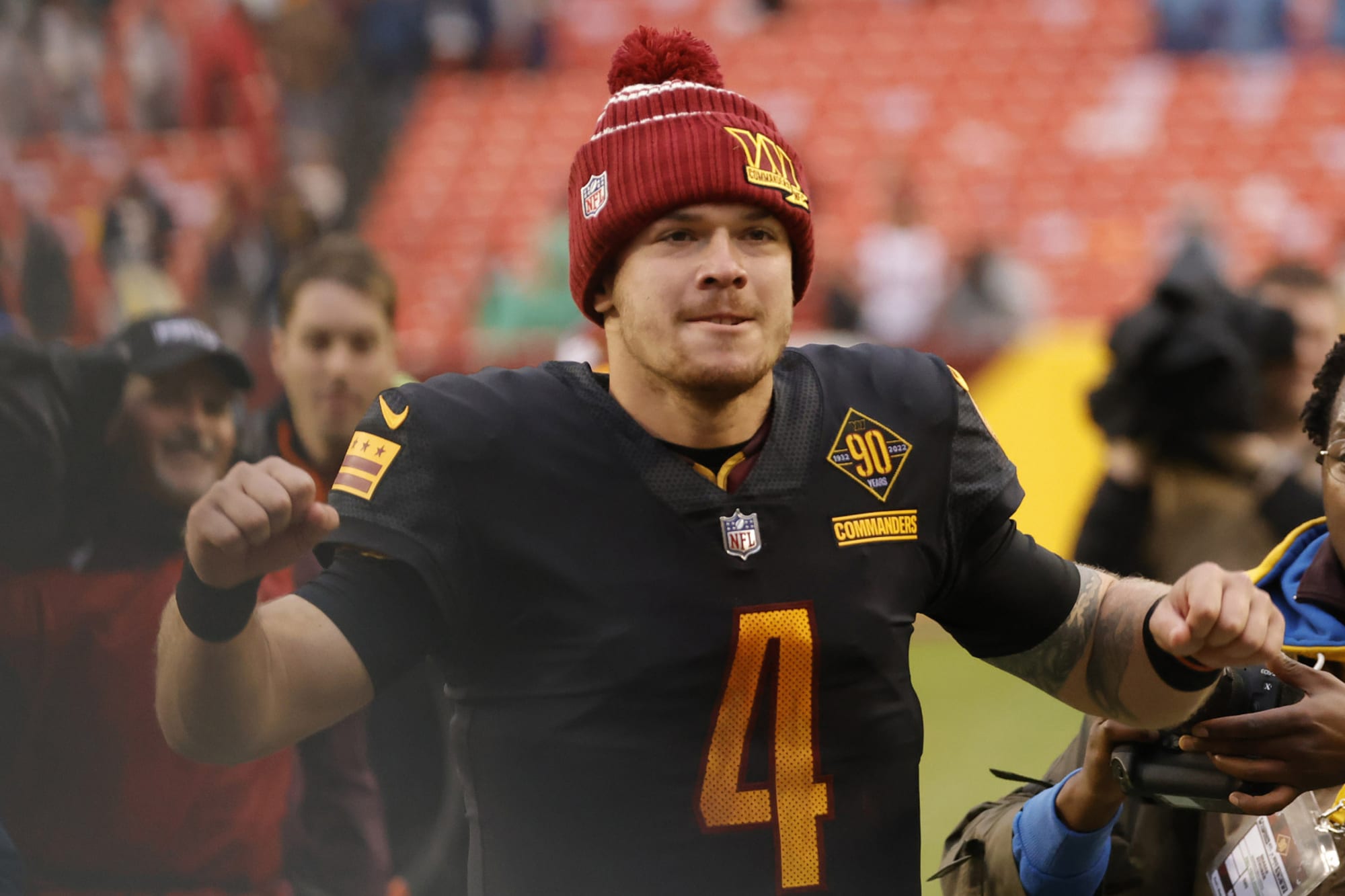 Should the Commanders retain QB Taylor Heinicke in 2023? - BVM Sports