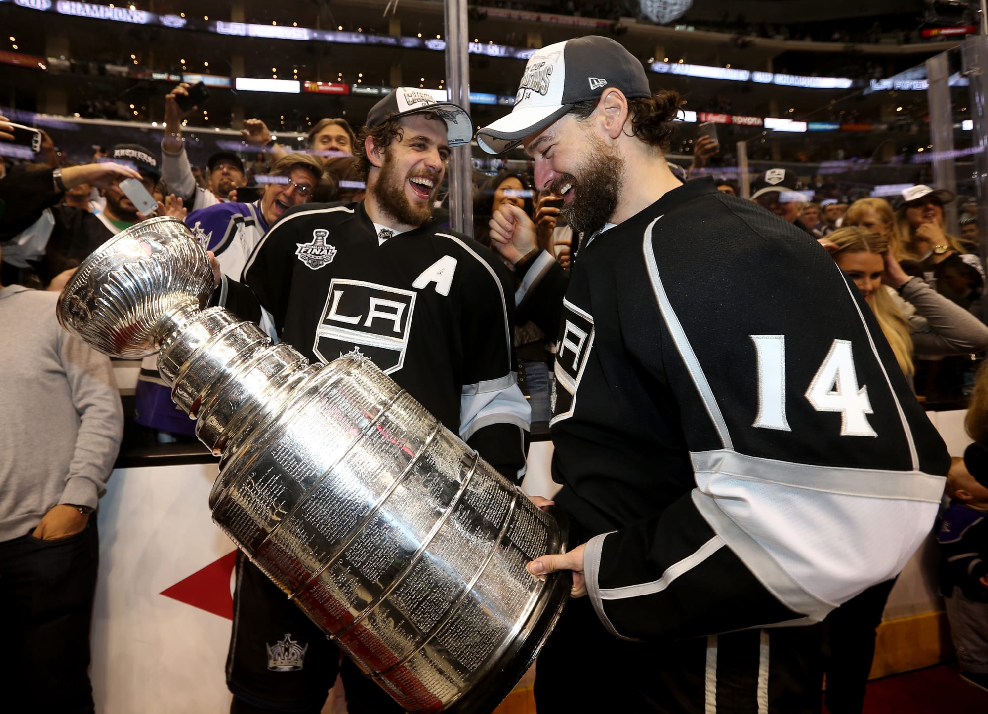 Justin Williams, three-time Stanley Cup champion, announces his retirement  after 19 NHL seasons 