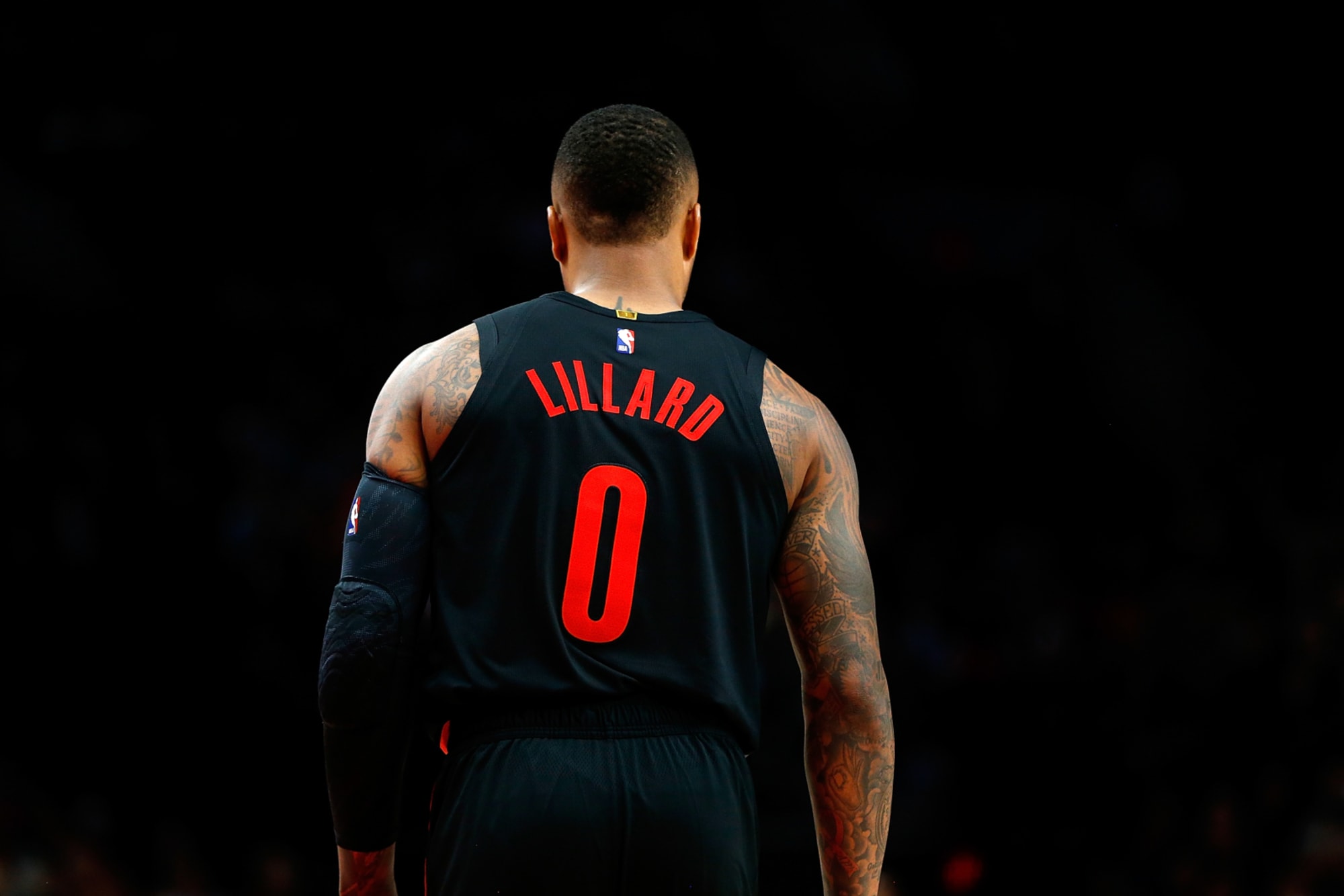 Found an awesome wallpaper for Damian lillard fans. He made an amazing game  winner today for the play off first round. : r/ripcity