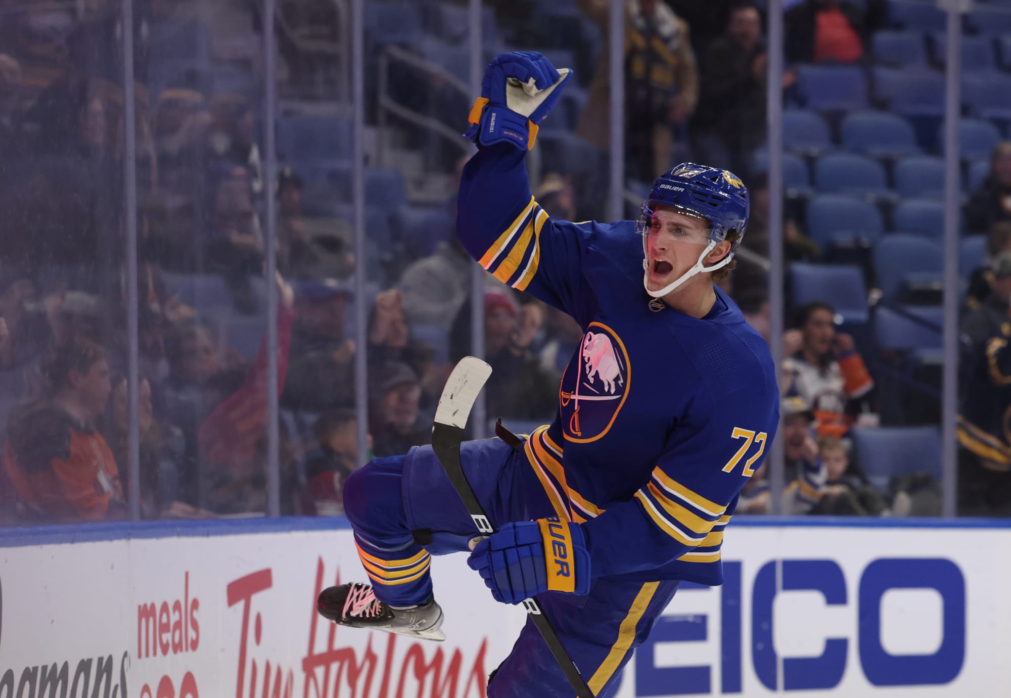 Sabres, Tage Thompson agree to massive seven-year extension