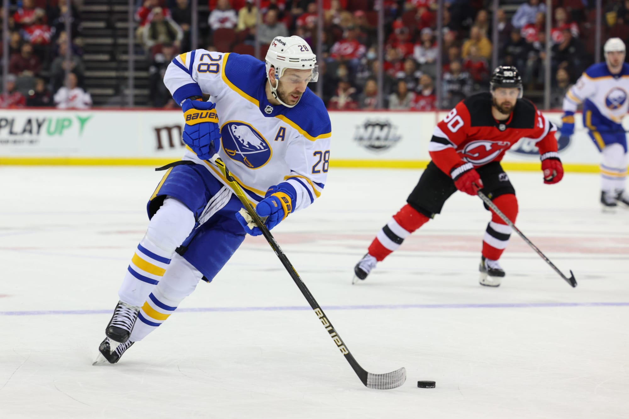 Buffalo Sabres: Can Zemgus Girgensons be the fourth-line center?