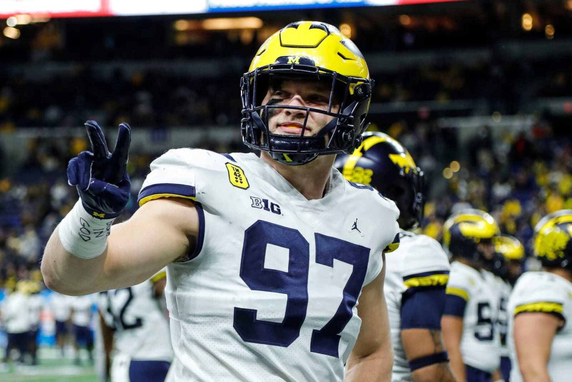 Lions had official visit with Michigan defensive end Aidan Hutchinson Monday