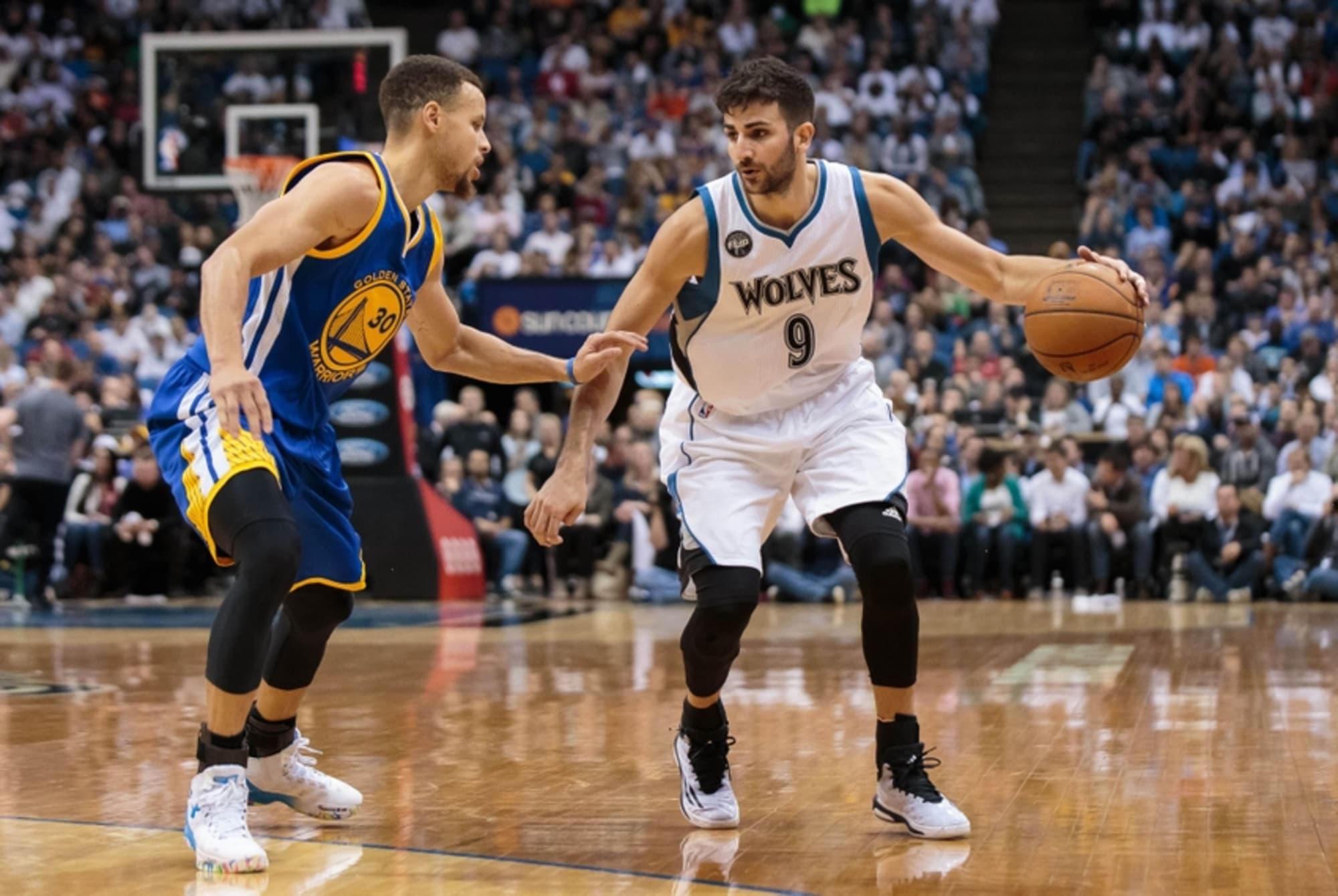 Ricky Rubio traded from Wolves to Jazz for 1st-round pick
