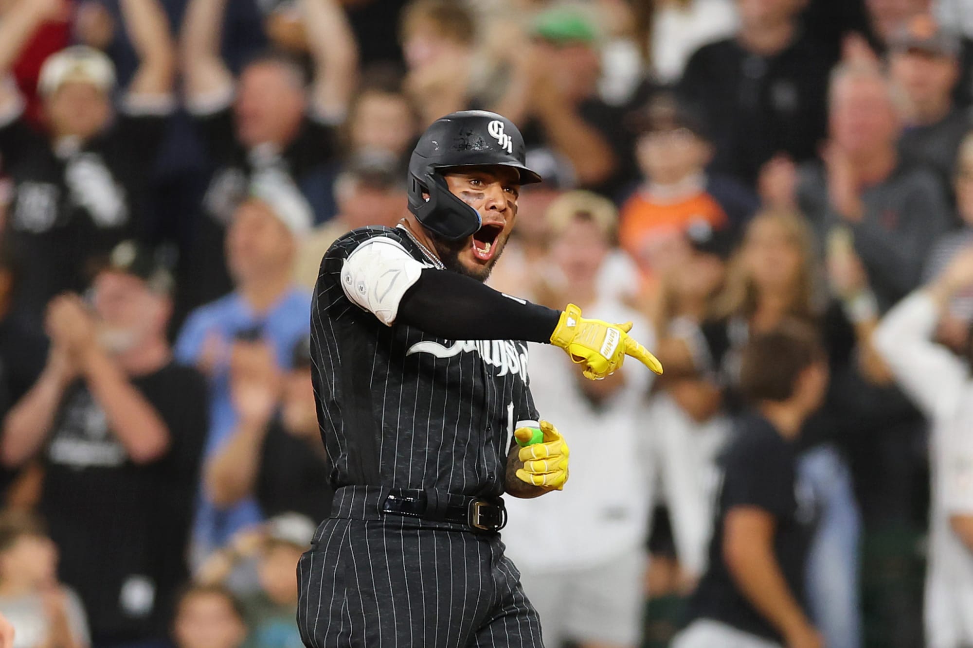 Yoan Moncada came up clutch in the Chicago White Sox victory - BVM Sports
