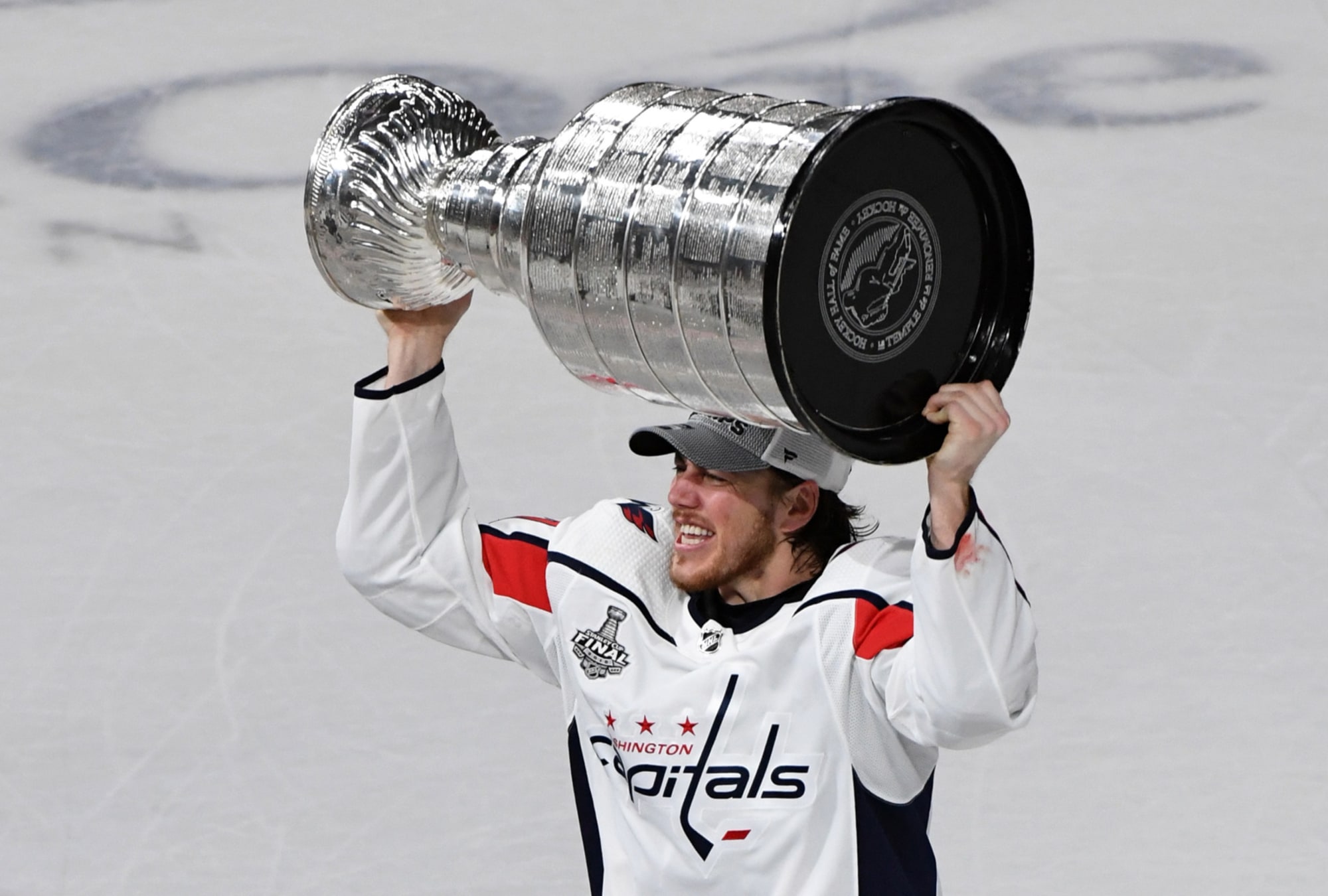 BarDown on X: The Washington Capitals' names were engraved on the Stanley  Cup and one glaring mistake was made. MORE:    / X