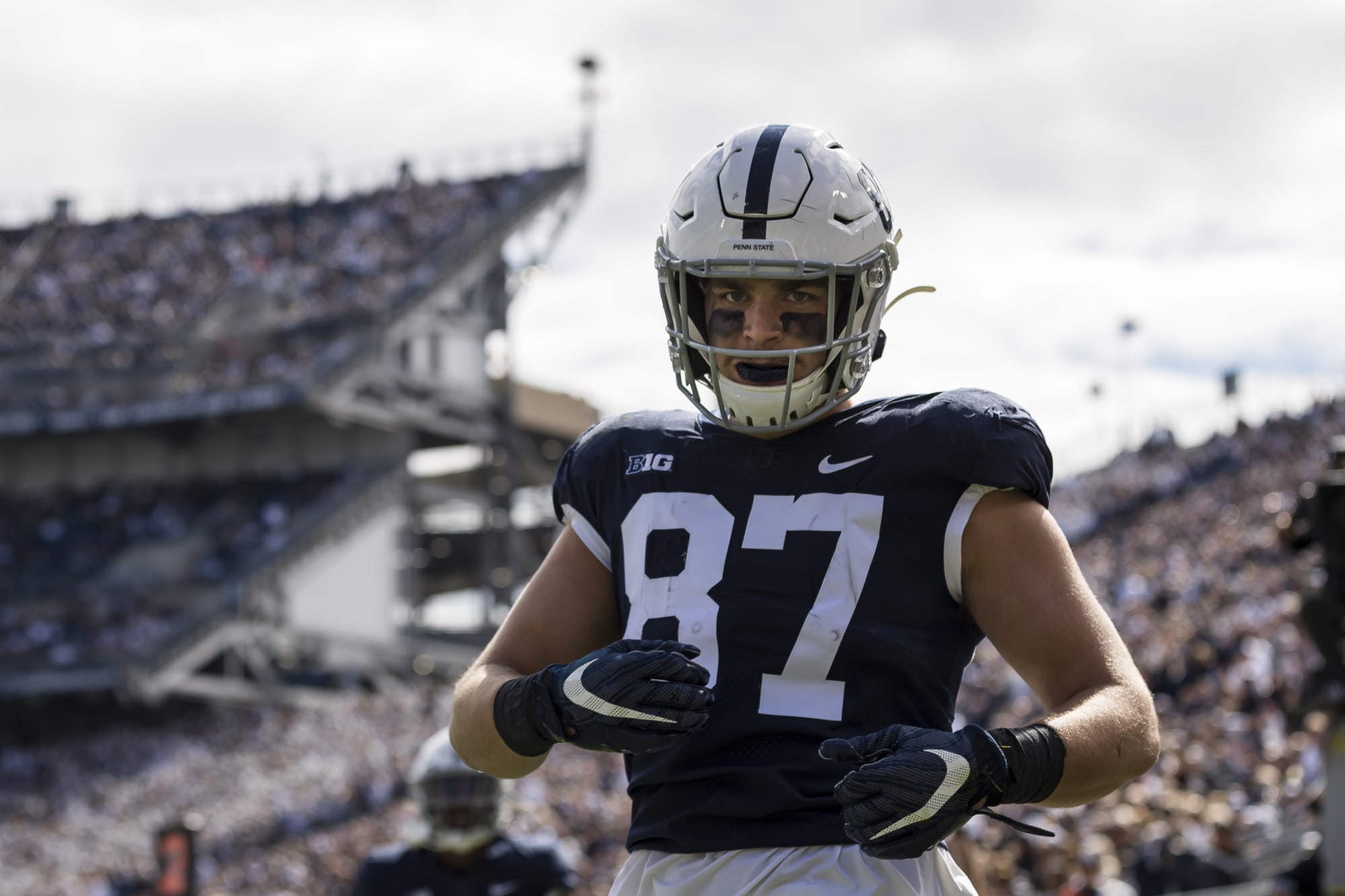 Steelers select tight end in recent 2021 NFL mock draft