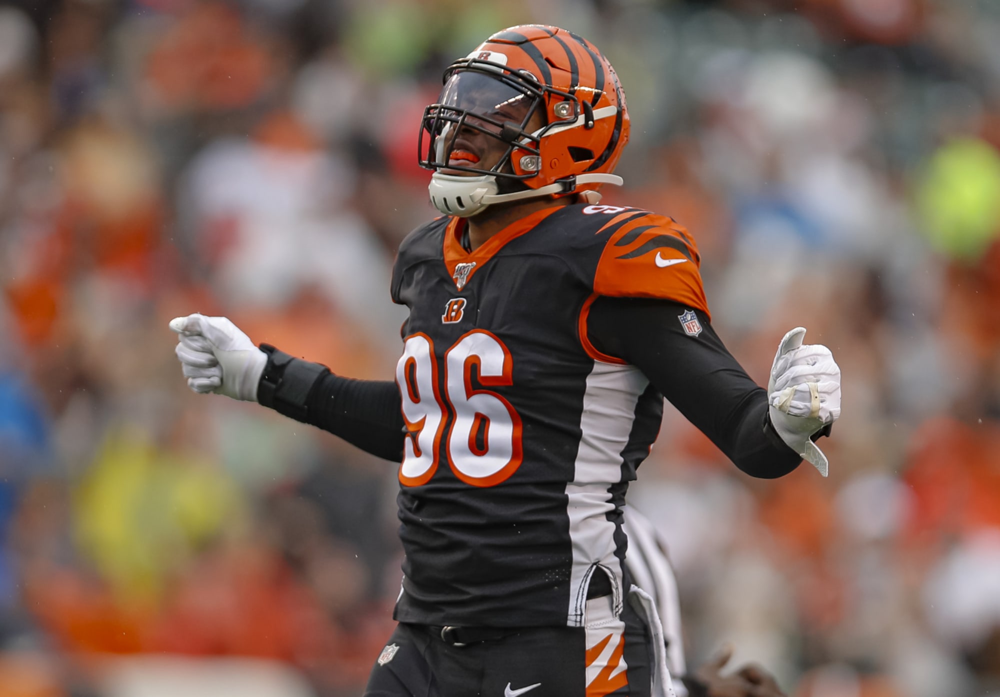 The Green Bay Packers could use depth at edge rusher, and Carlos Dunlap could be the answer