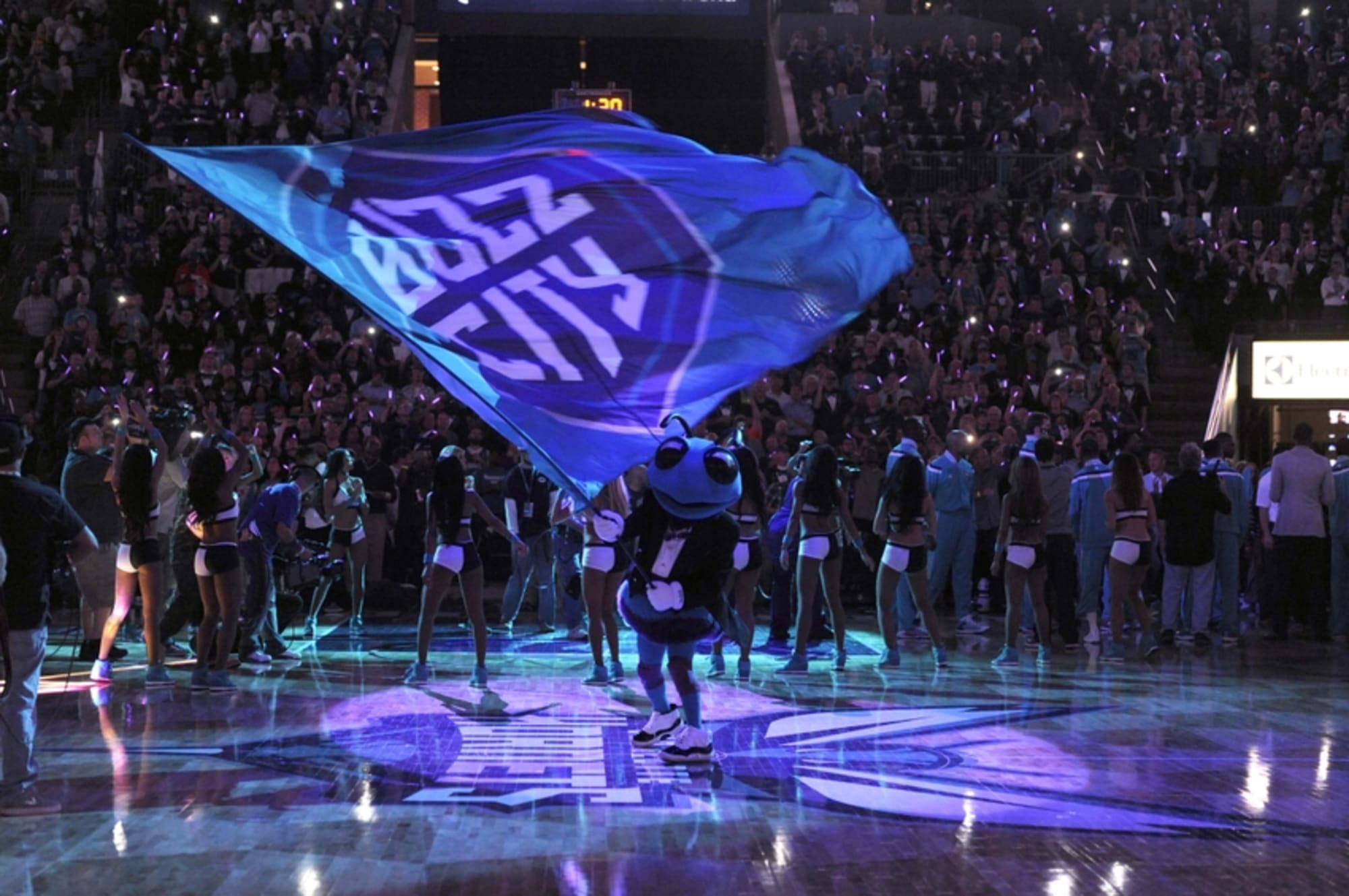 NBA Buzz - Milwaukee Bucks will bring back their purple 