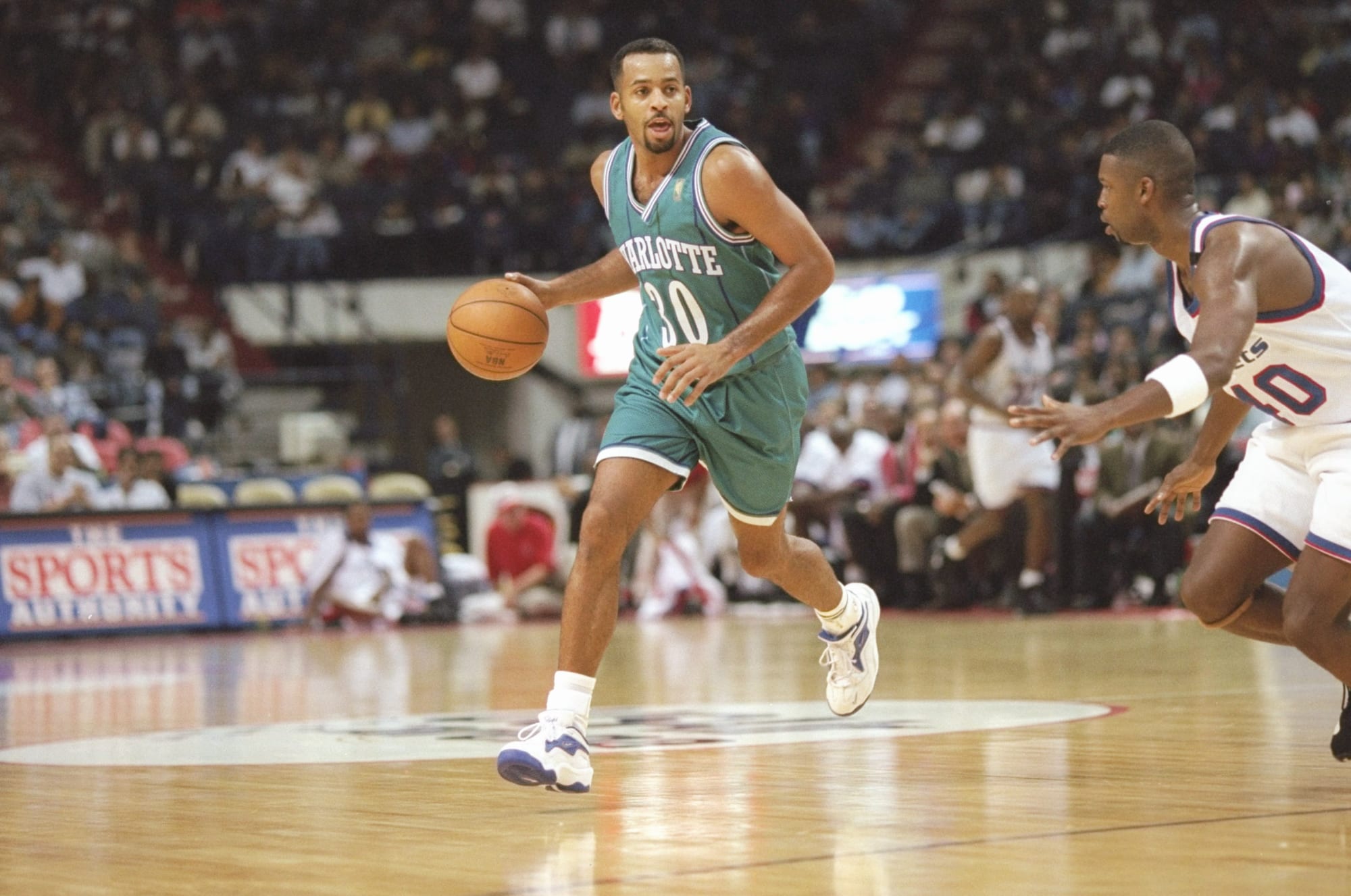 Charlotte Hornets: When will Dell Curry have his number retired?