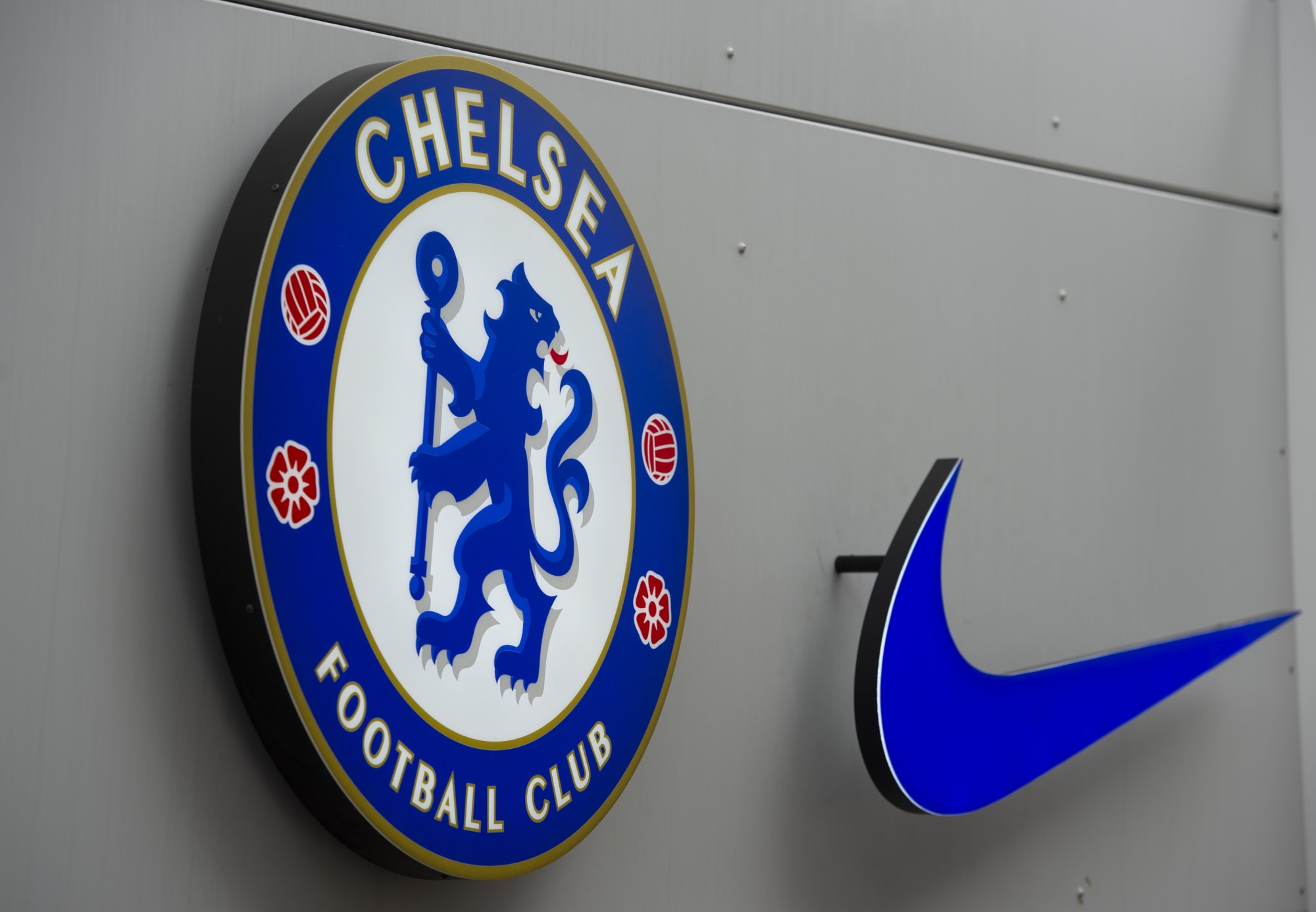 Chelsea and Tottenham 2018-19 away kits 'leaked' online ahead of new  Premier League season