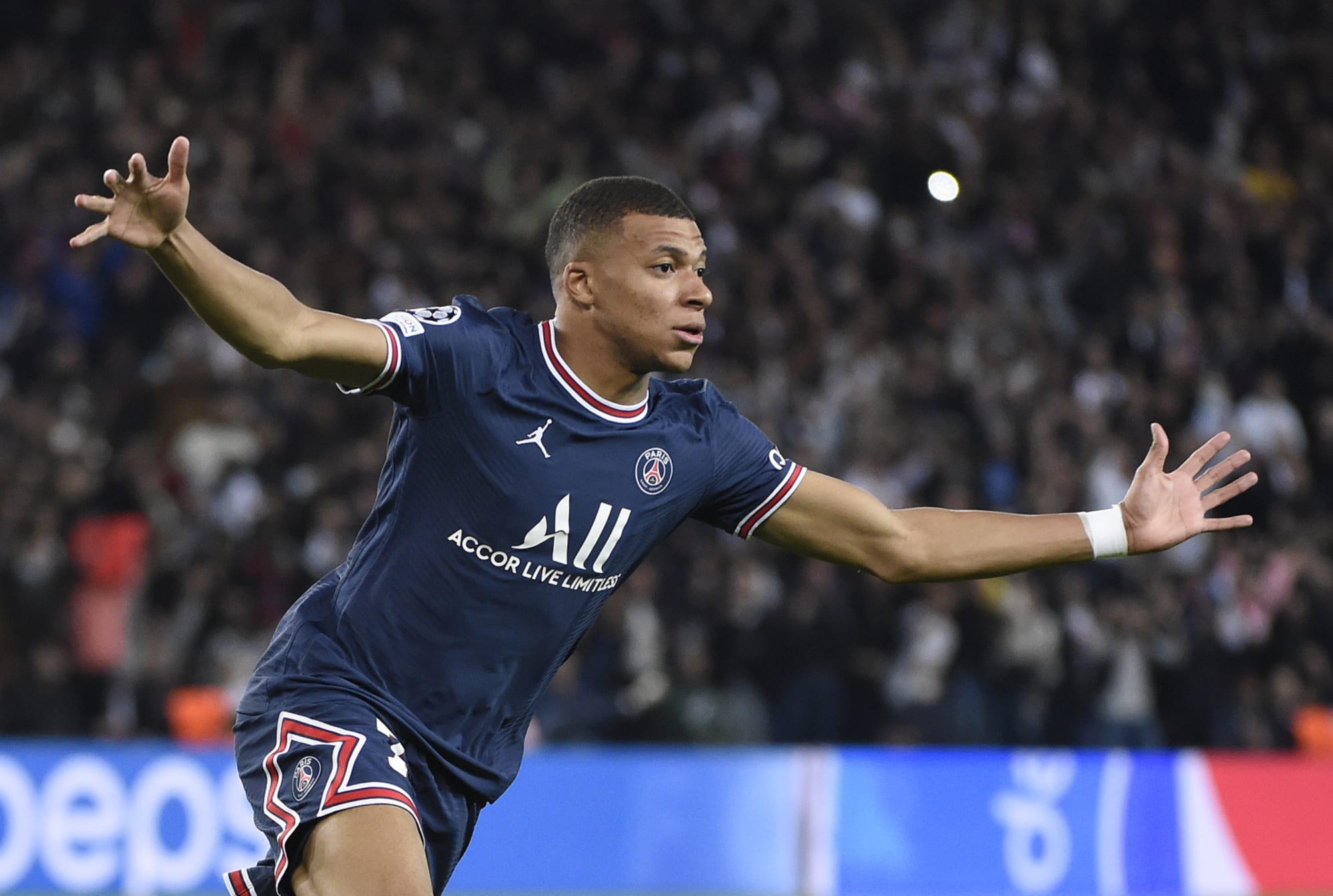 Why Real Madrid might offer PSG a transfer fee for Mbappe this winter