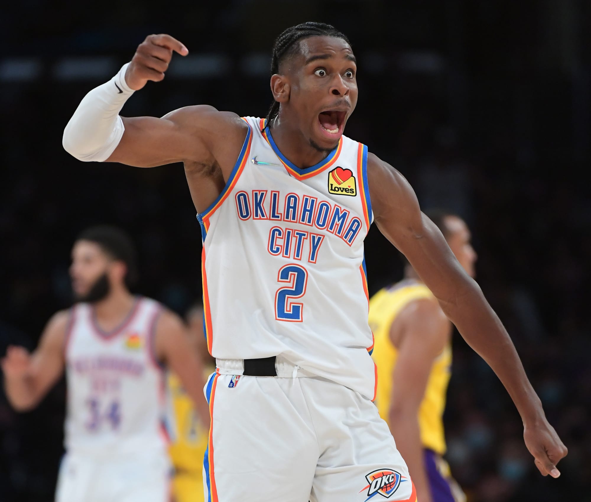Shai Gilgeous-Alexander nearly leads Thunder to 28-point comeback
