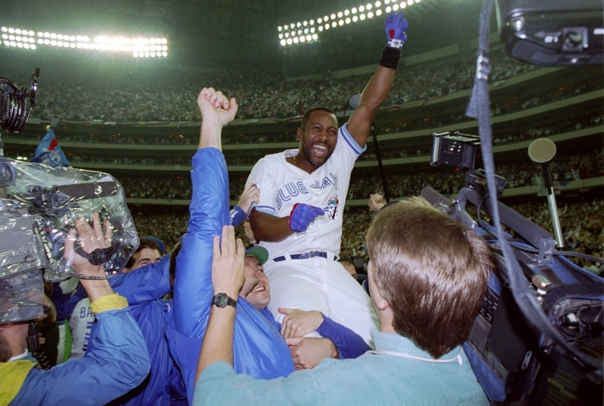 Toronto Blue Jays: Joe Carter unlikely to be voted into the Hall