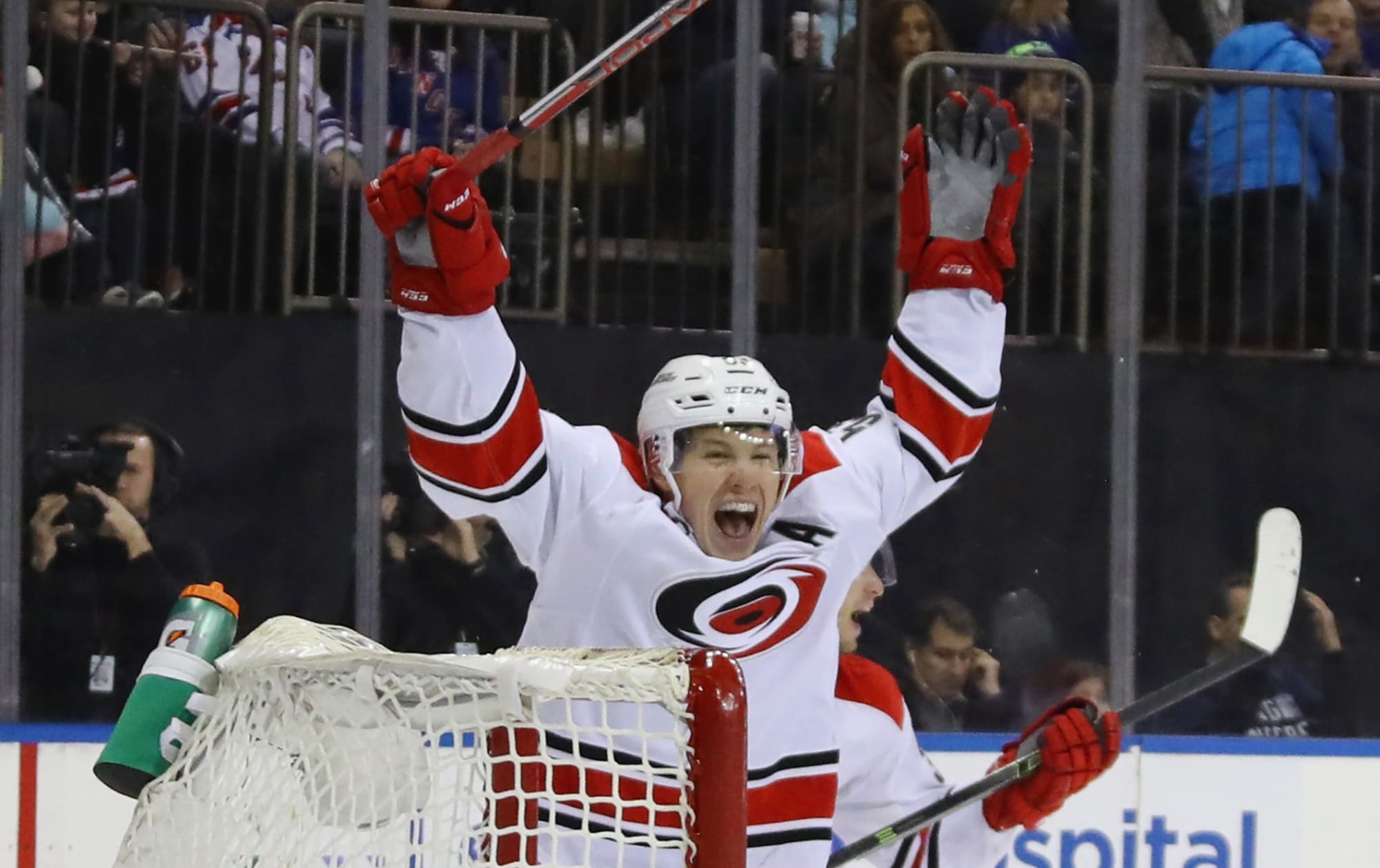 Reviewing the Jeff Skinner trade with the Buffalo Sabres